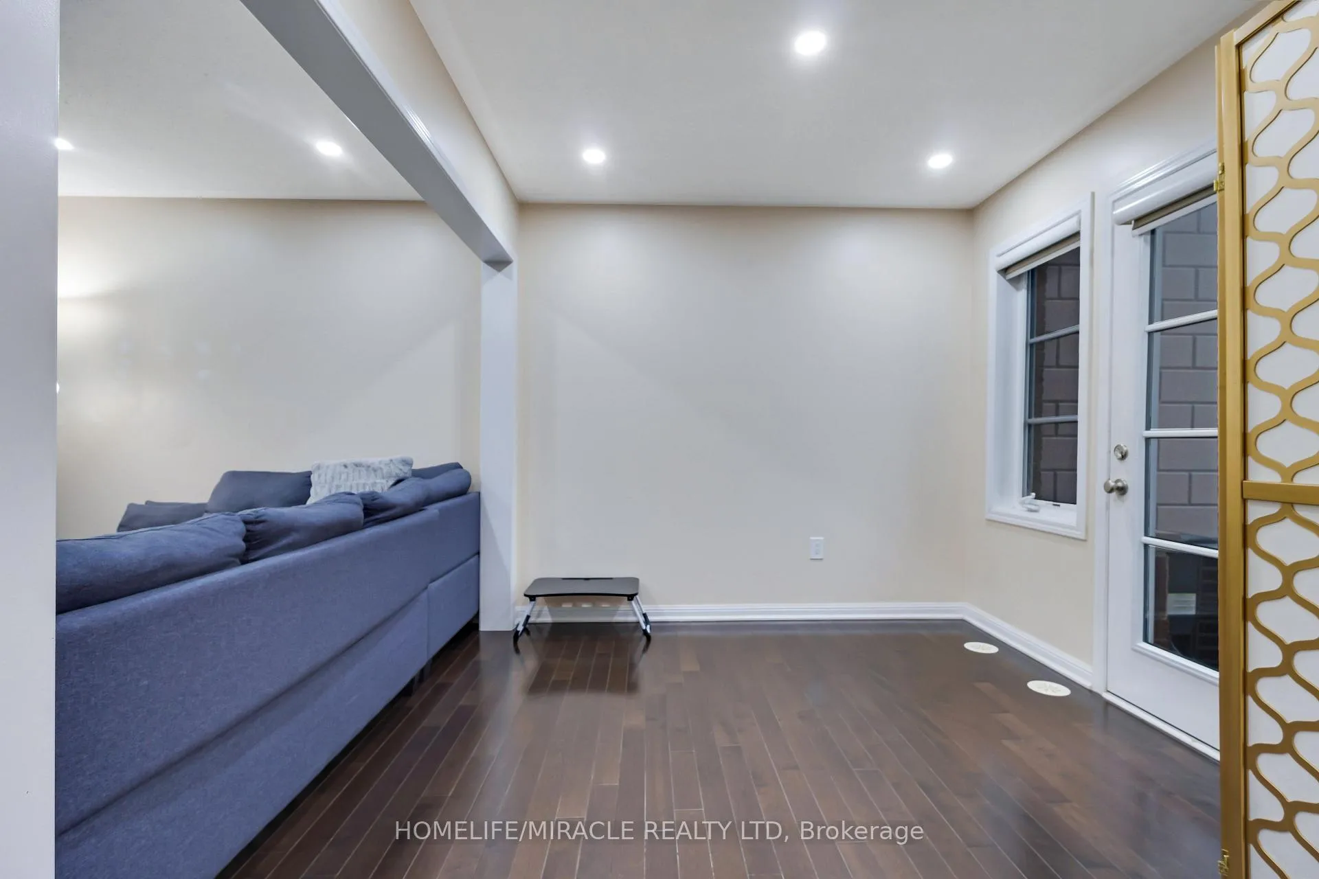 Photo 15 of 160 Baycliffe Crescent, Brampton, Northwest Brampton — HOMEH