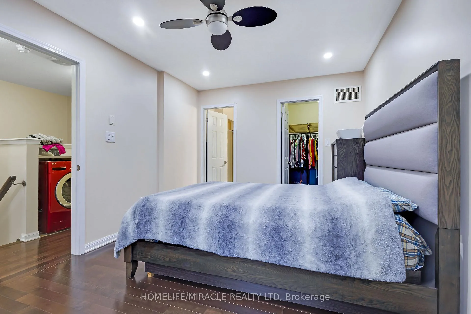 Photo 28 of 160 Baycliffe Crescent, Brampton, Northwest Brampton — HOMEH