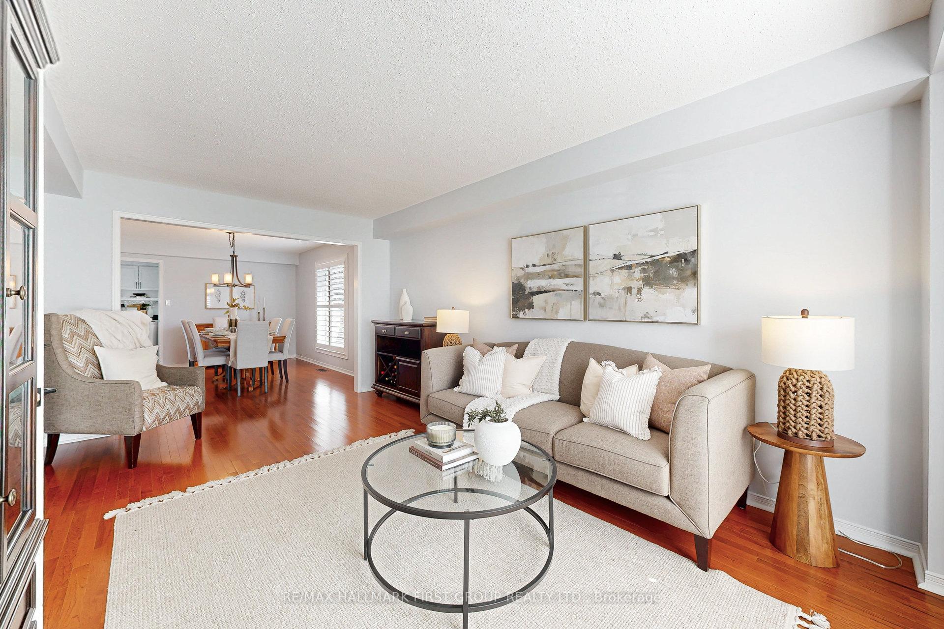 Photo 9 of 898 Darwin Drive, Pickering, Dunbarton — HOMEH