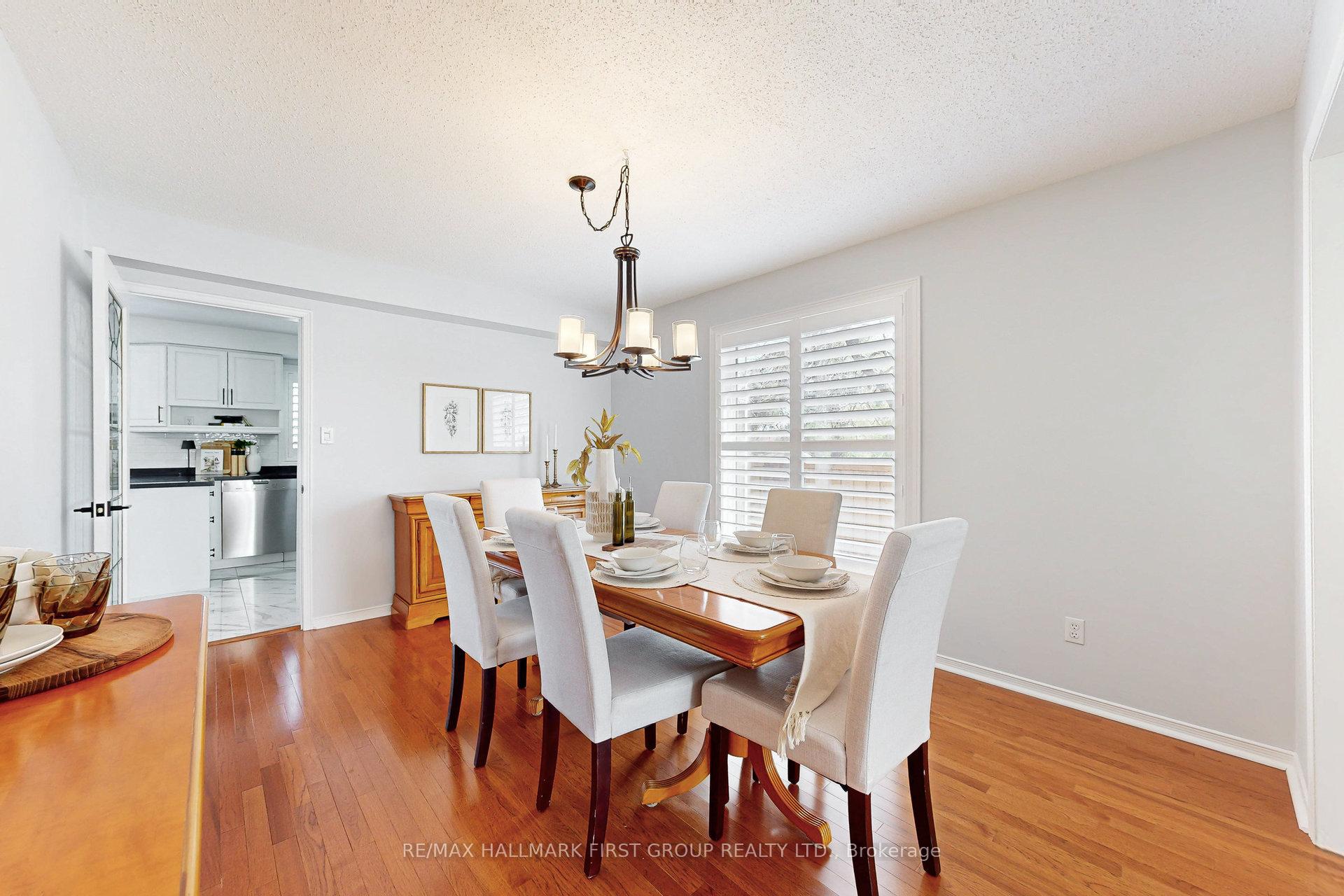Photo 11 of 898 Darwin Drive, Pickering, Dunbarton — HOMEH