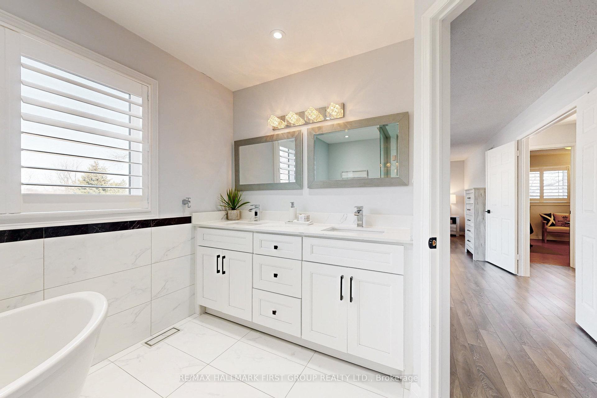 Photo 29 of 898 Darwin Drive, Pickering, Dunbarton — HOMEH