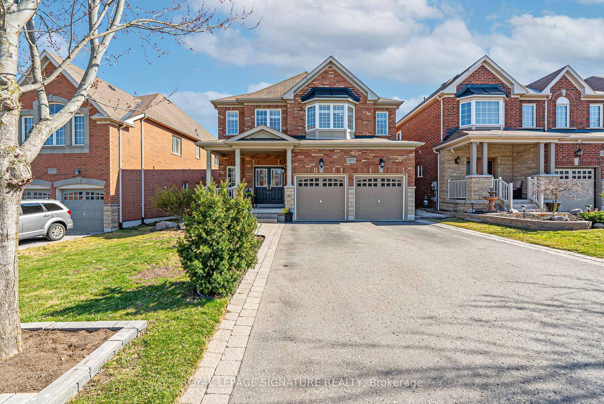 Photo 3 of 1373 Kenmark Avenue, Oshawa, Taunton — HOMEH