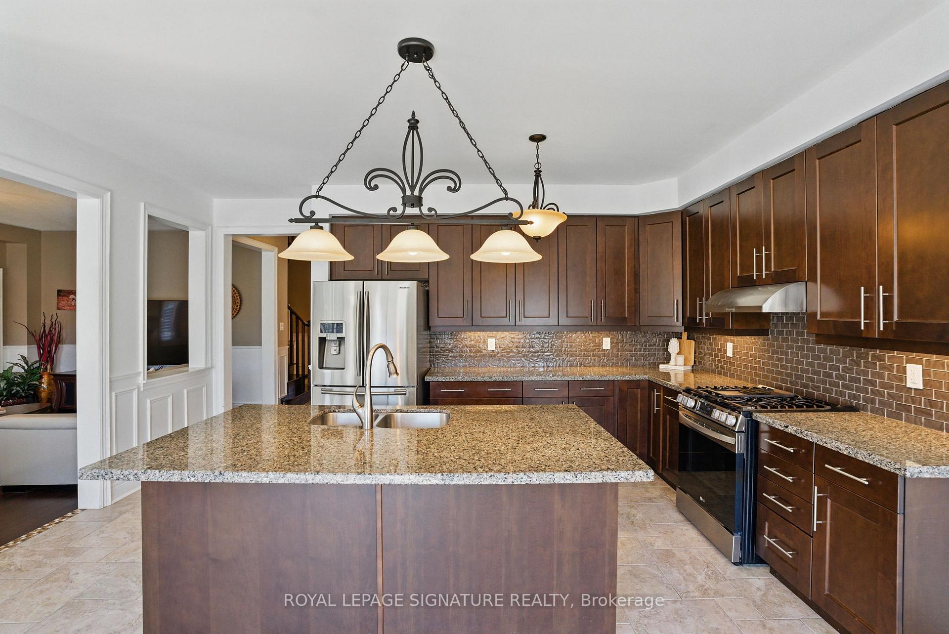 Photo 16 of 1373 Kenmark Avenue, Oshawa, Taunton — HOMEH