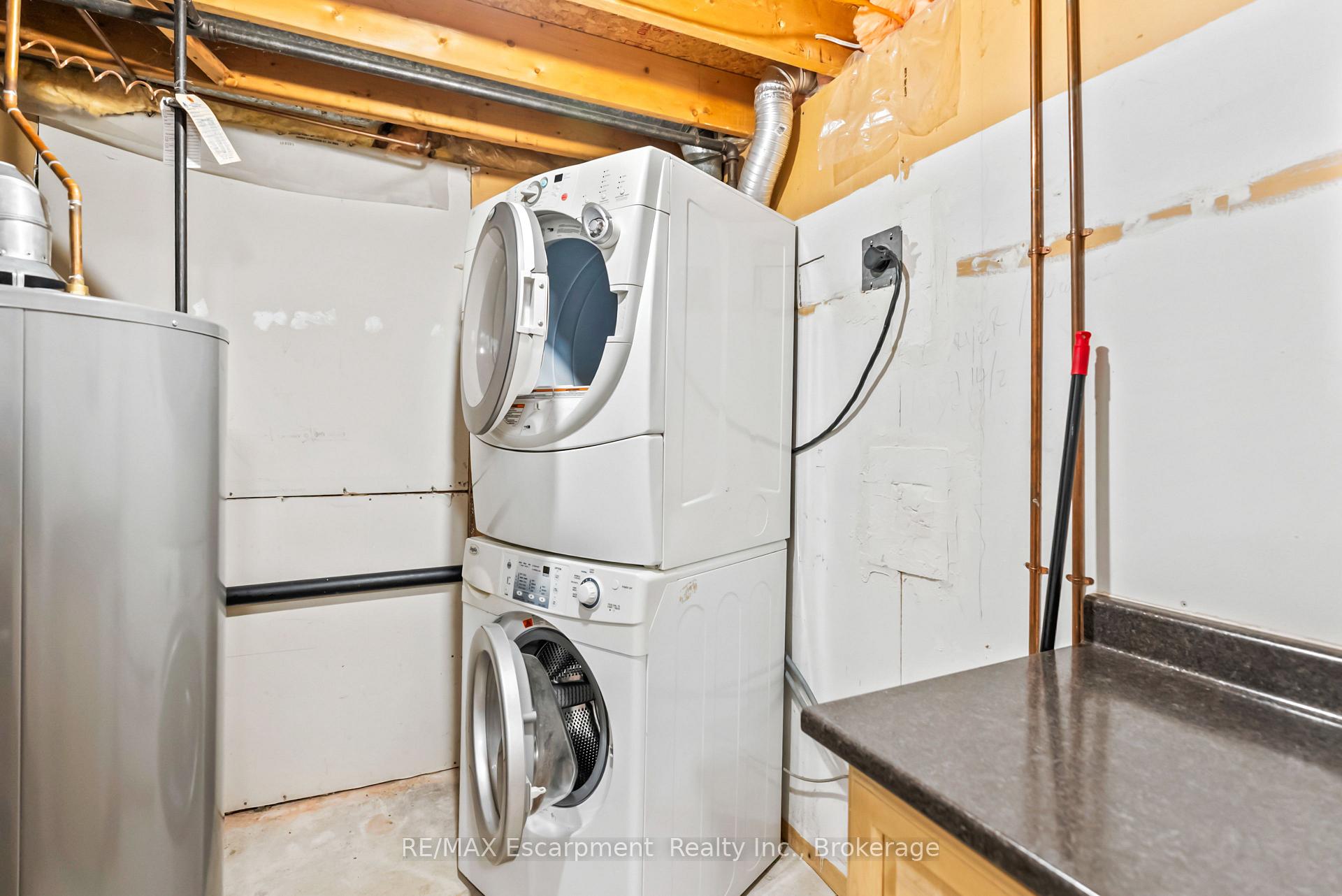 Photo 22 of 376 Ellesmere Court, Oshawa, Donevan — HOMEH