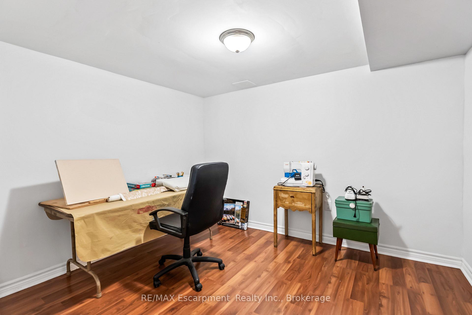 Photo 23 of 376 Ellesmere Court, Oshawa, Donevan — HOMEH