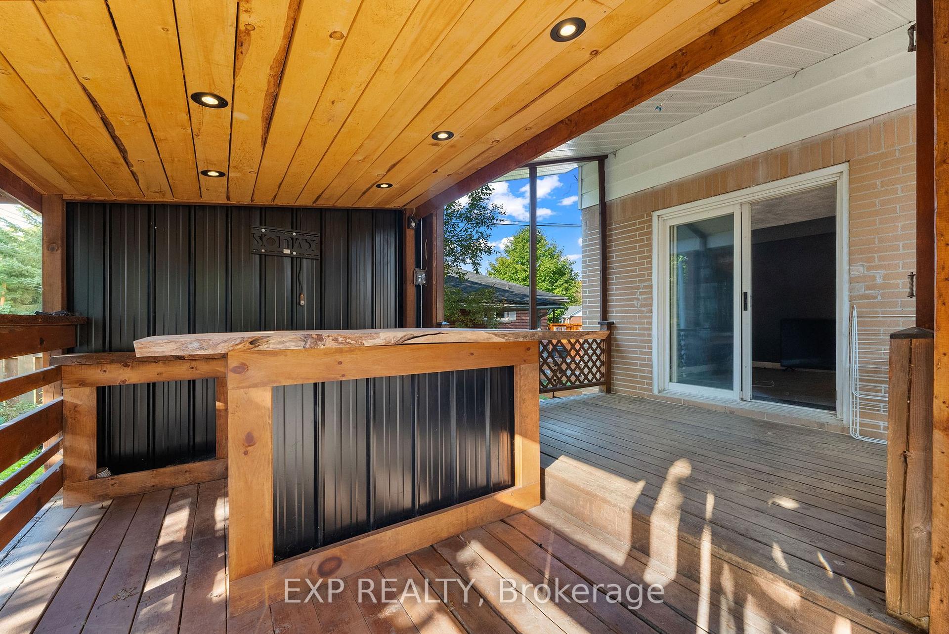 Photo 5 of 397 Charles Avenue, Renfrew — HOMEH