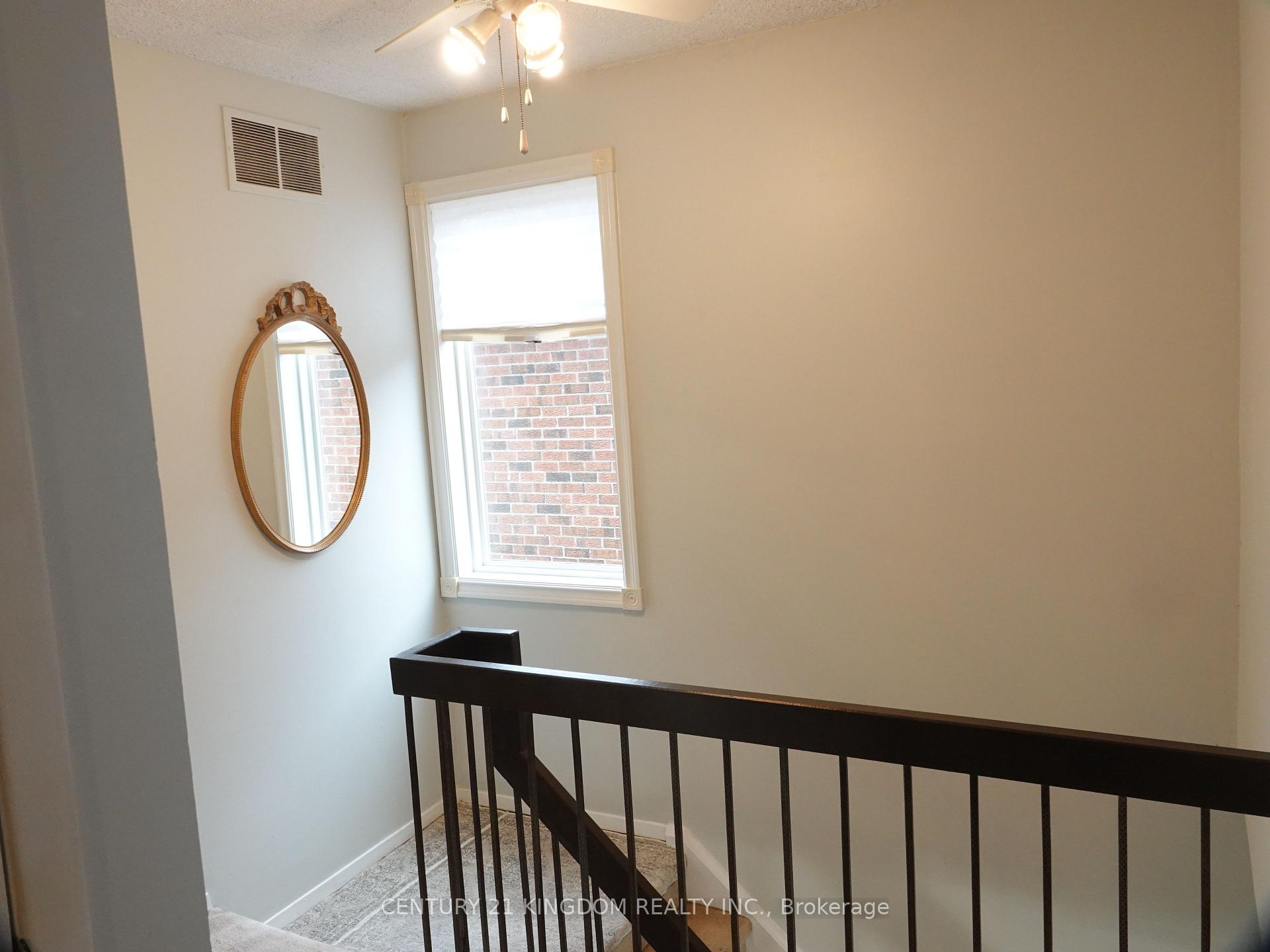 Photo 22 of 675 Foxwood Trail, Pickering, Amberlea — HOMEH