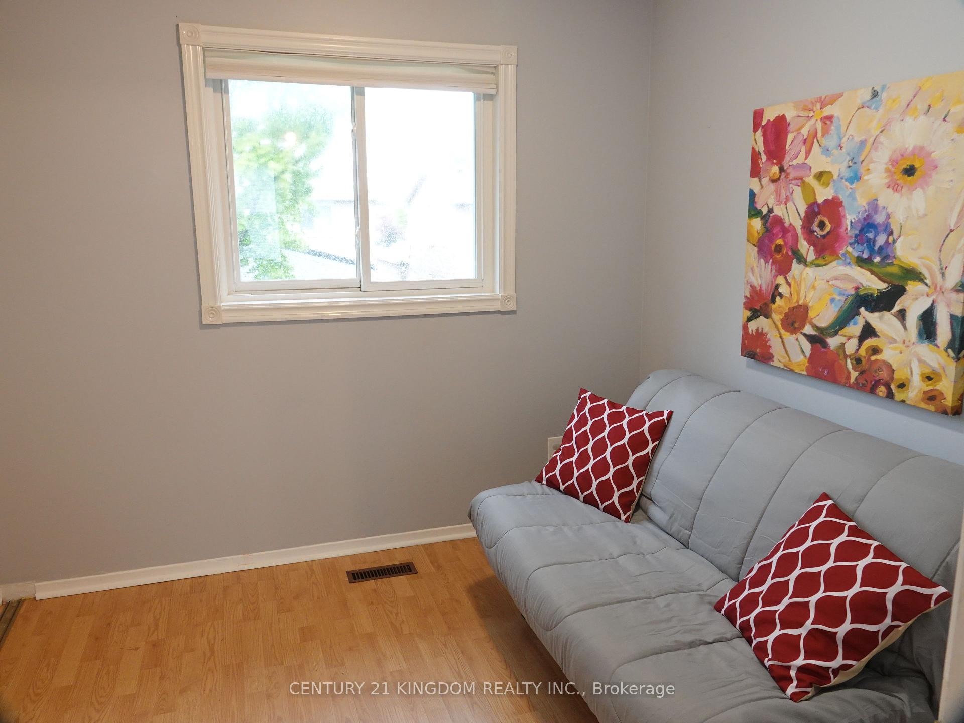 Photo 29 of 675 Foxwood Trail, Pickering, Amberlea — HOMEH
