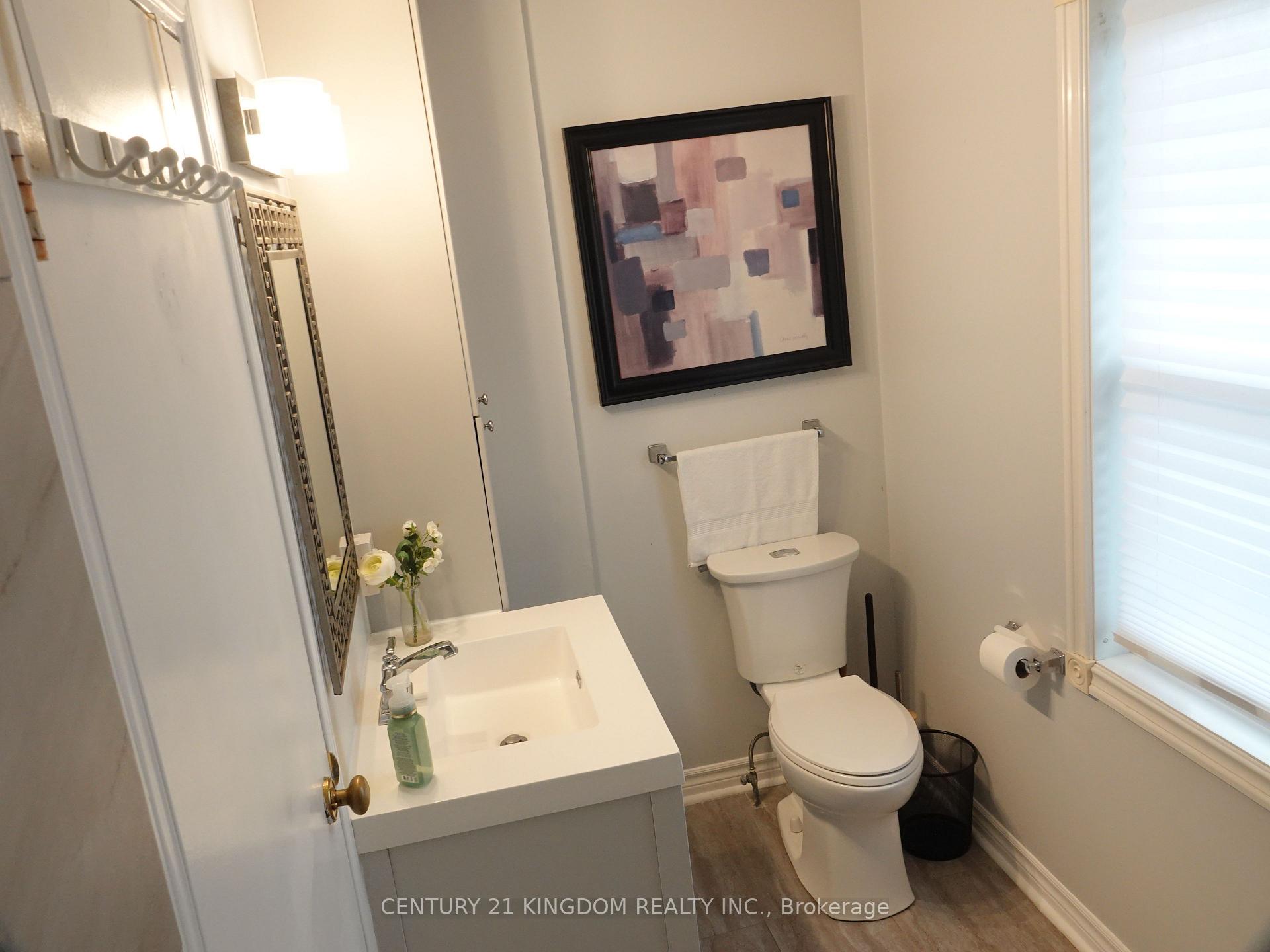 Photo 30 of 675 Foxwood Trail, Pickering, Amberlea — HOMEH