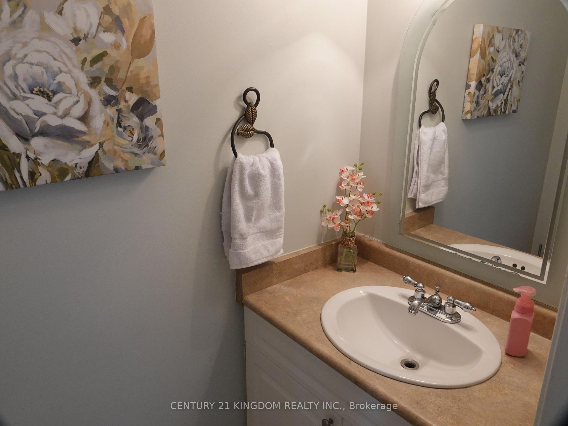 Photo 31 of 675 Foxwood Trail, Pickering, Amberlea — HOMEH