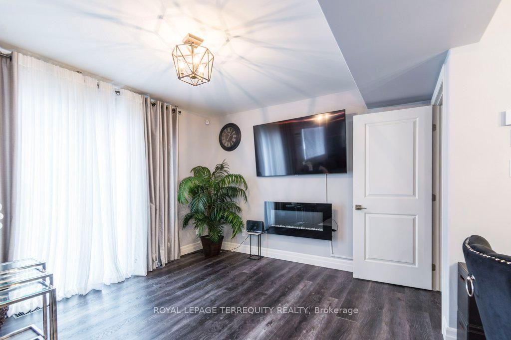 Photo 14 of 12 Cedar Park Crescent, Quinte West, Murray Ward — HOMEH