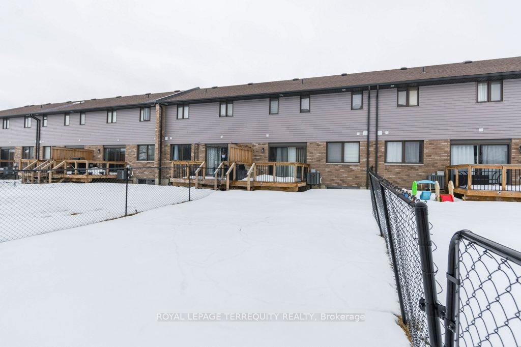 Photo 31 of 12 Cedar Park Crescent, Quinte West, Murray Ward — HOMEH