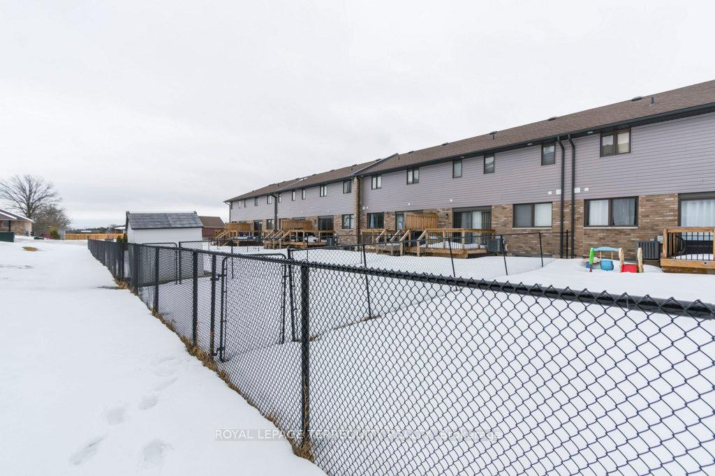 Photo 32 of 12 Cedar Park Crescent, Quinte West, Murray Ward — HOMEH