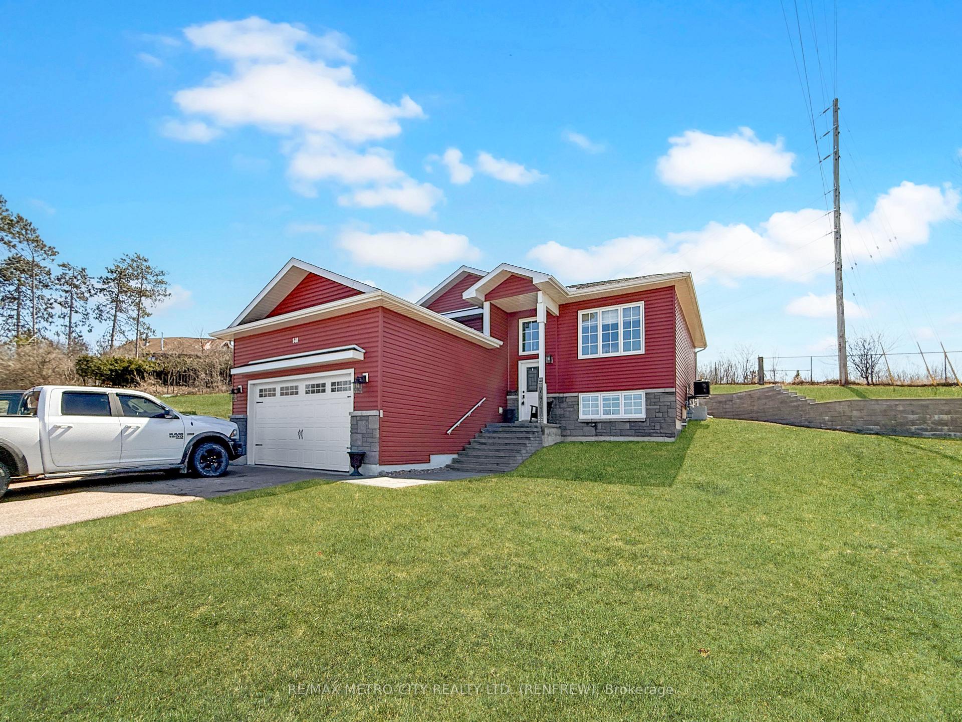 Photo 1 of 148 Haramis Drive, Renfrew — HOMEH