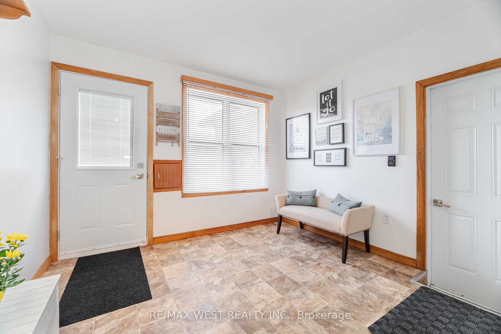 Photo 6 of 266 Lakeview Park Avenue, Oshawa, Lakeview — HOMEH