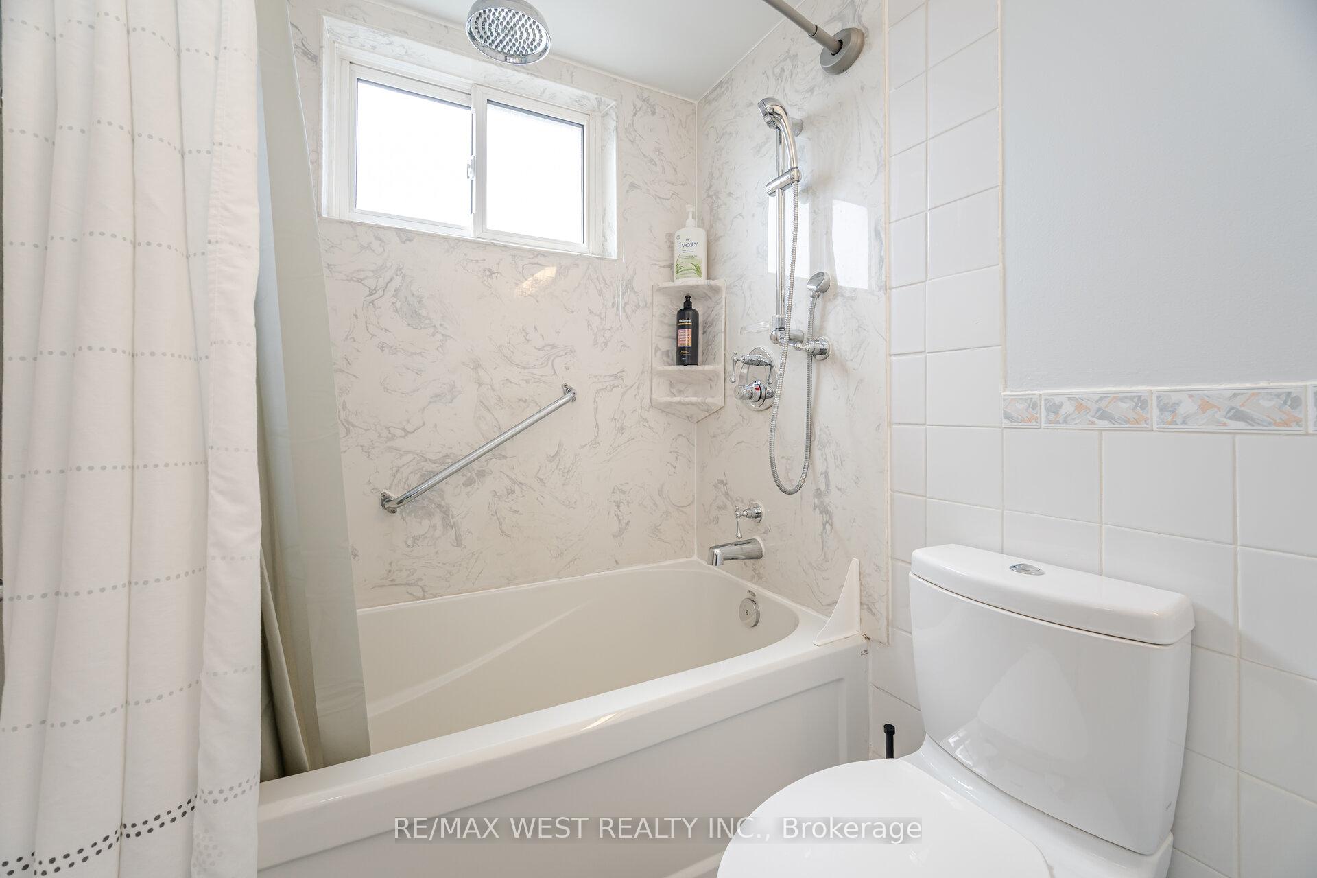 Photo 28 of 266 Lakeview Park Avenue, Oshawa, Lakeview — HOMEH