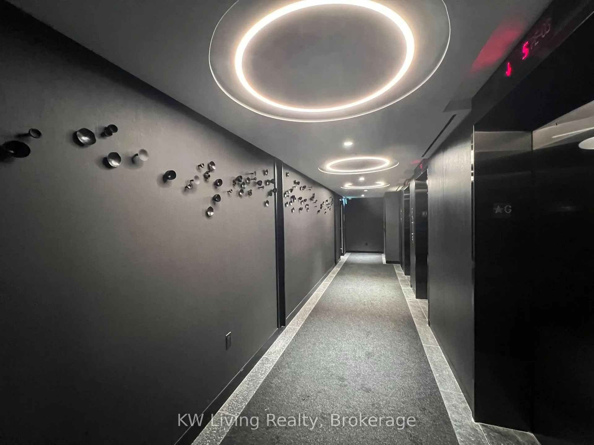 Photo 7 of Unit 1601, 110 Broadway Avenue, Toronto, Mount Pleasant West — HOMEH