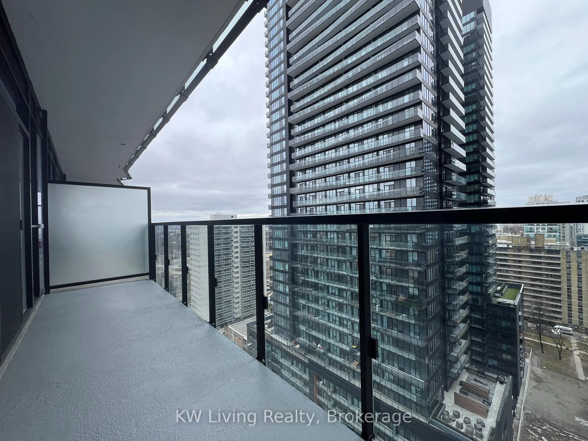 Photo 19 of Unit 1601, 110 Broadway Avenue, Toronto, Mount Pleasant West — HOMEH