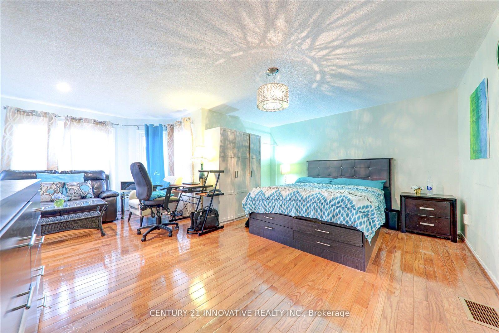 Photo 16 of 560 Steeple Hill, Pickering, Woodlands — HOMEH