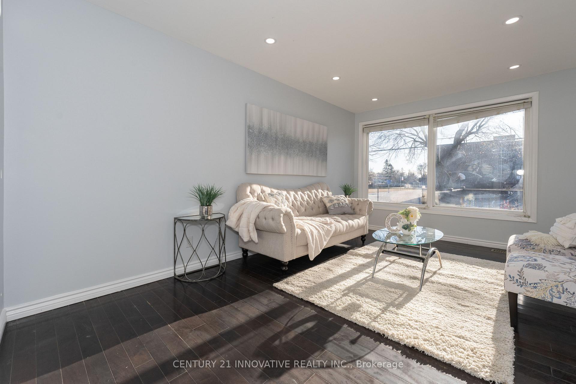 Photo 5 of 1395 Fordon Avenue, Pickering, Bay Ridges — HOMEH