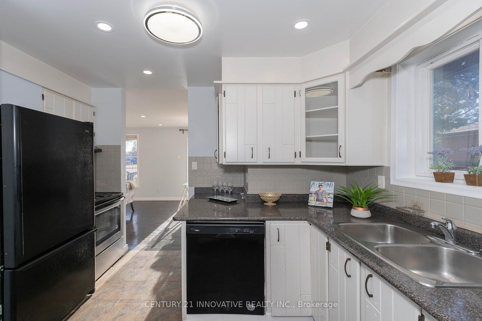 Photo 13 of 1395 Fordon Avenue, Pickering, Bay Ridges — HOMEH