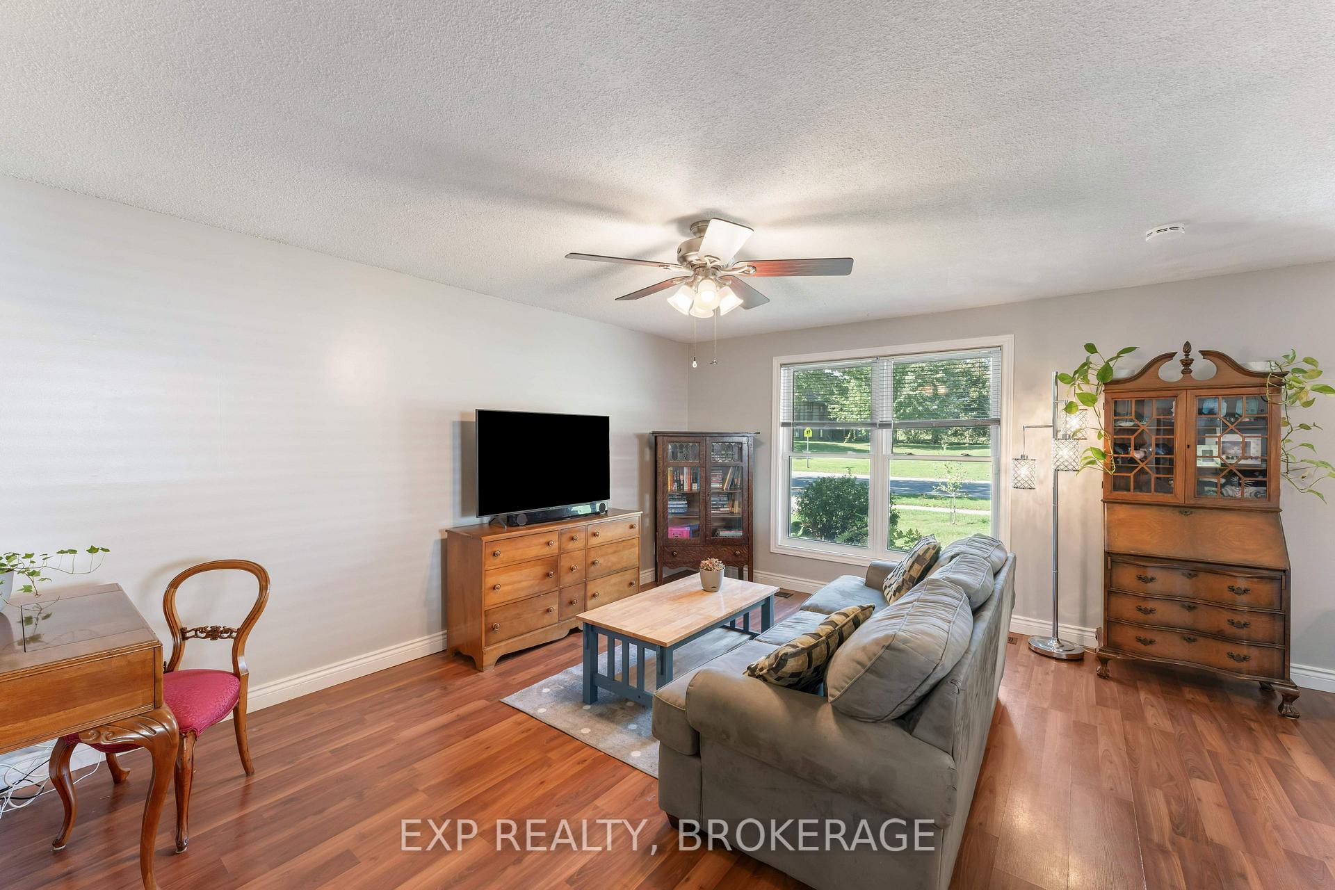 Photo 7 of 109 Virginia Street, Kingston, Rideau — HOMEH