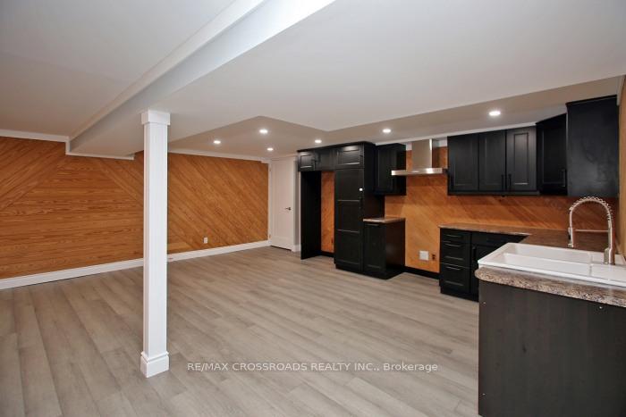 Photo 25 of 985 Vistula Drive, Pickering, West Shore — HOMEH