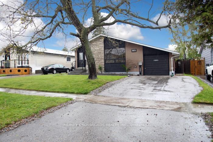 Photo 31 of 985 Vistula Drive, Pickering, West Shore — HOMEH
