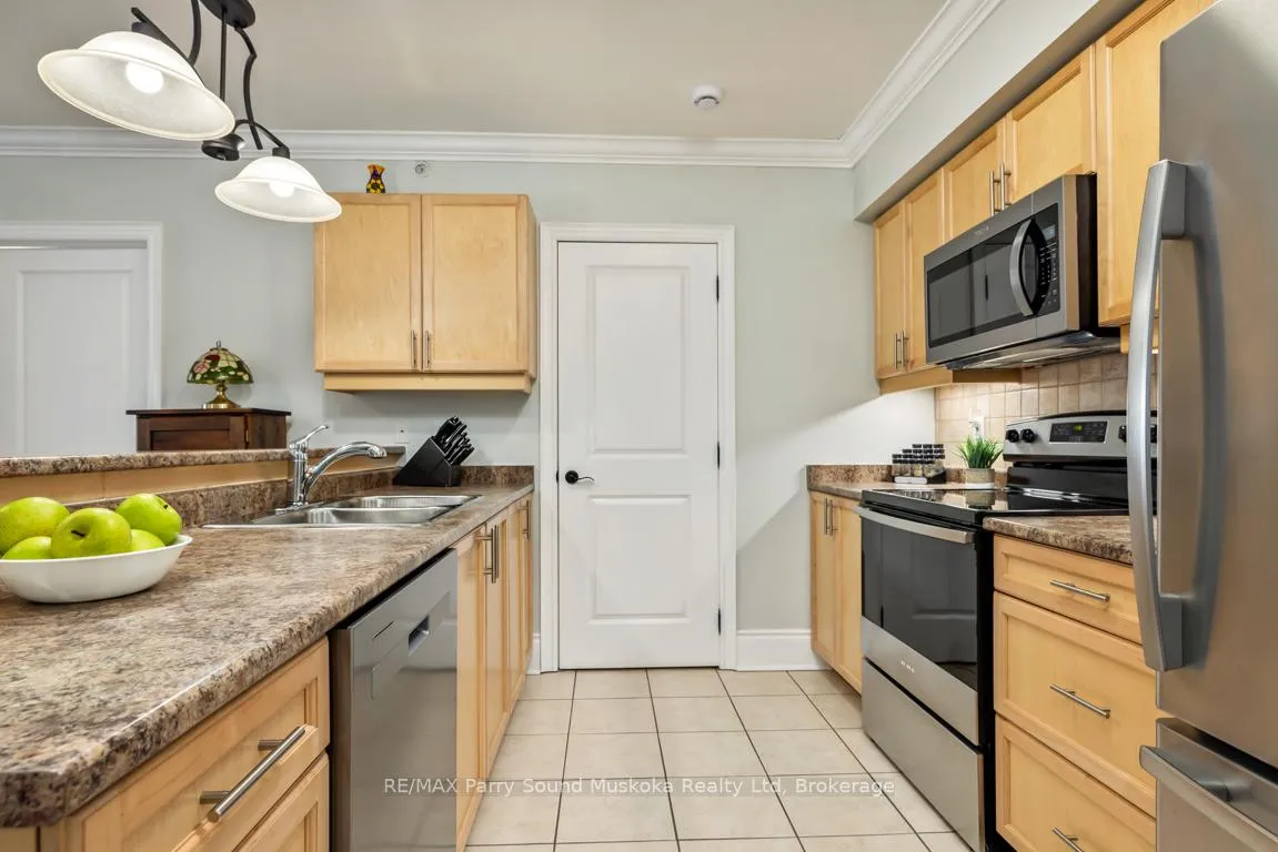 Photo 12 of Unit 101, 11A Salt Dock Road, Parry Sound — HOMEH