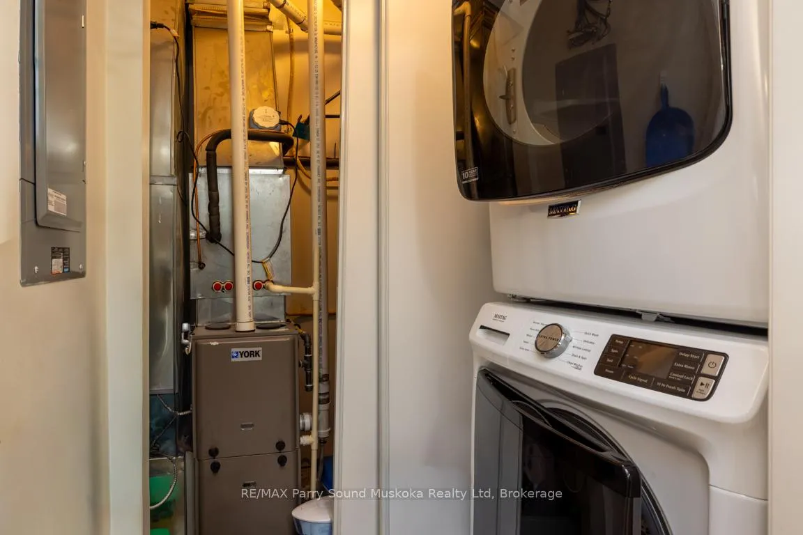 Photo 25 of Unit 101, 11A Salt Dock Road, Parry Sound — HOMEH