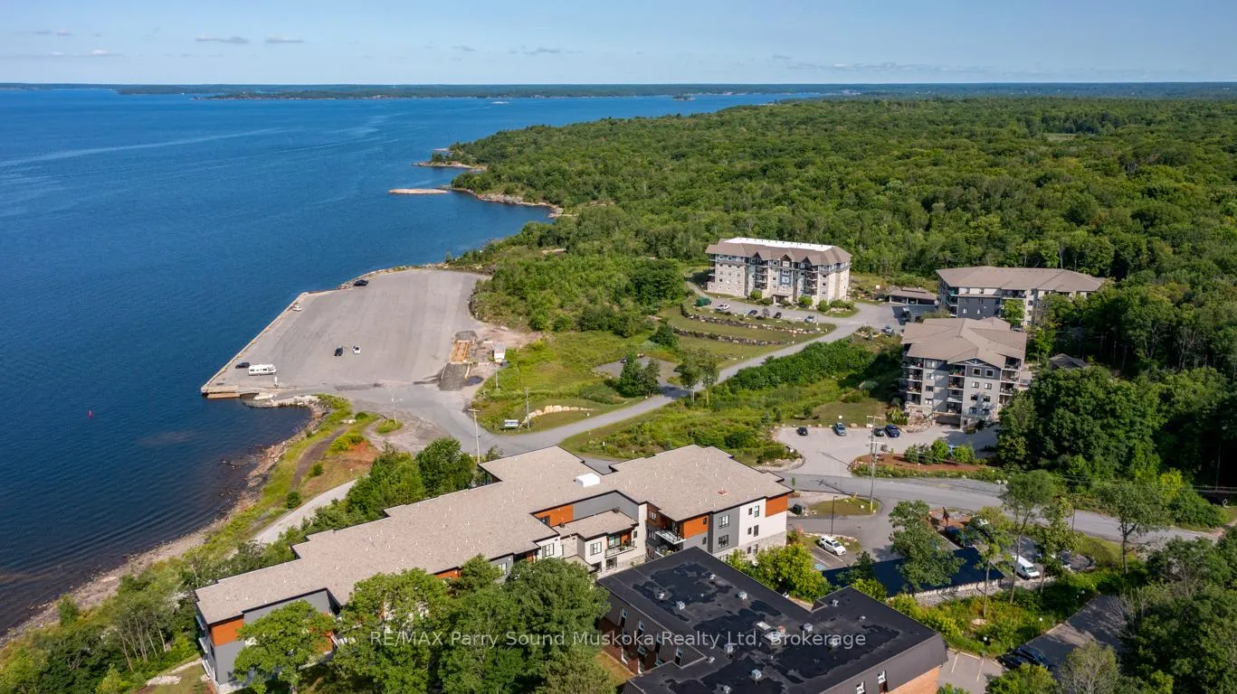 Photo 33 of Unit 101, 11A Salt Dock Road, Parry Sound — HOMEH