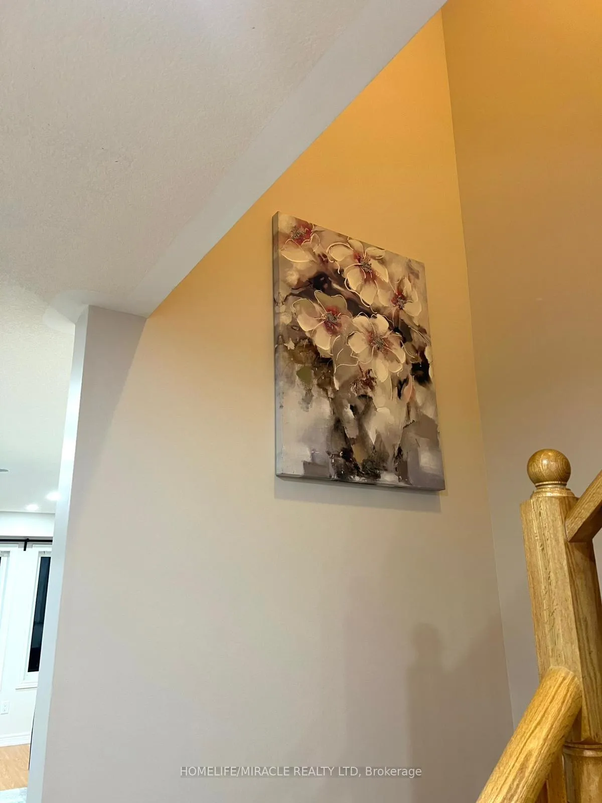 Photo 2 of Unit 3, 570 Linden Drive, Cambridge, Preston Heights — HOMEH