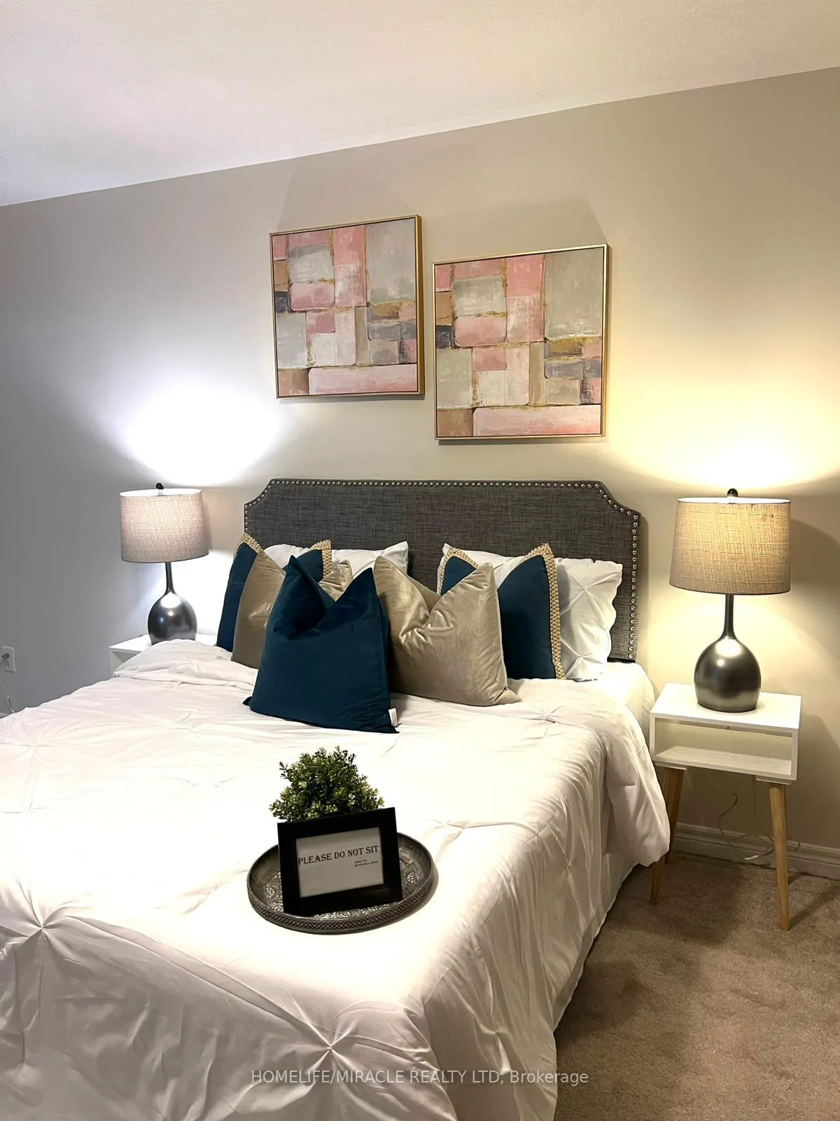 Photo 19 of Unit 3, 570 Linden Drive, Cambridge, Preston Heights — HOMEH