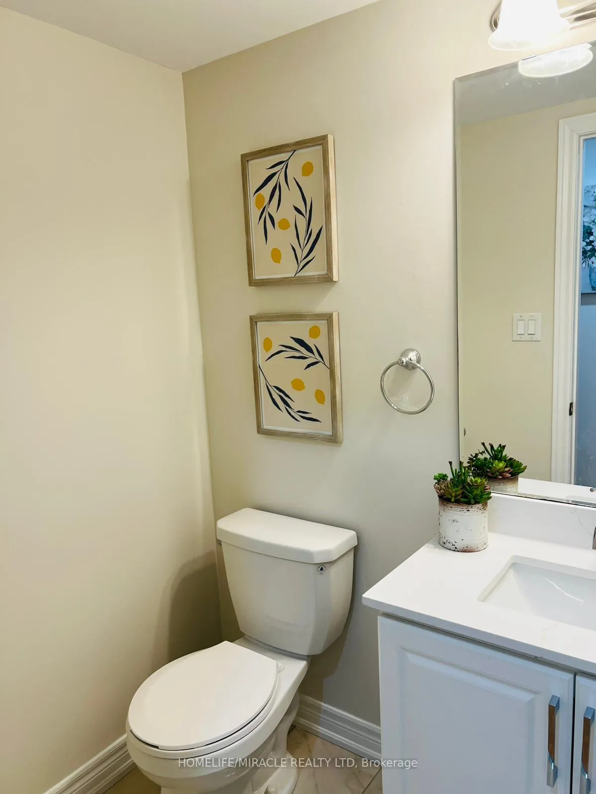 Photo 21 of Unit 3, 570 Linden Drive, Cambridge, Preston Heights — HOMEH