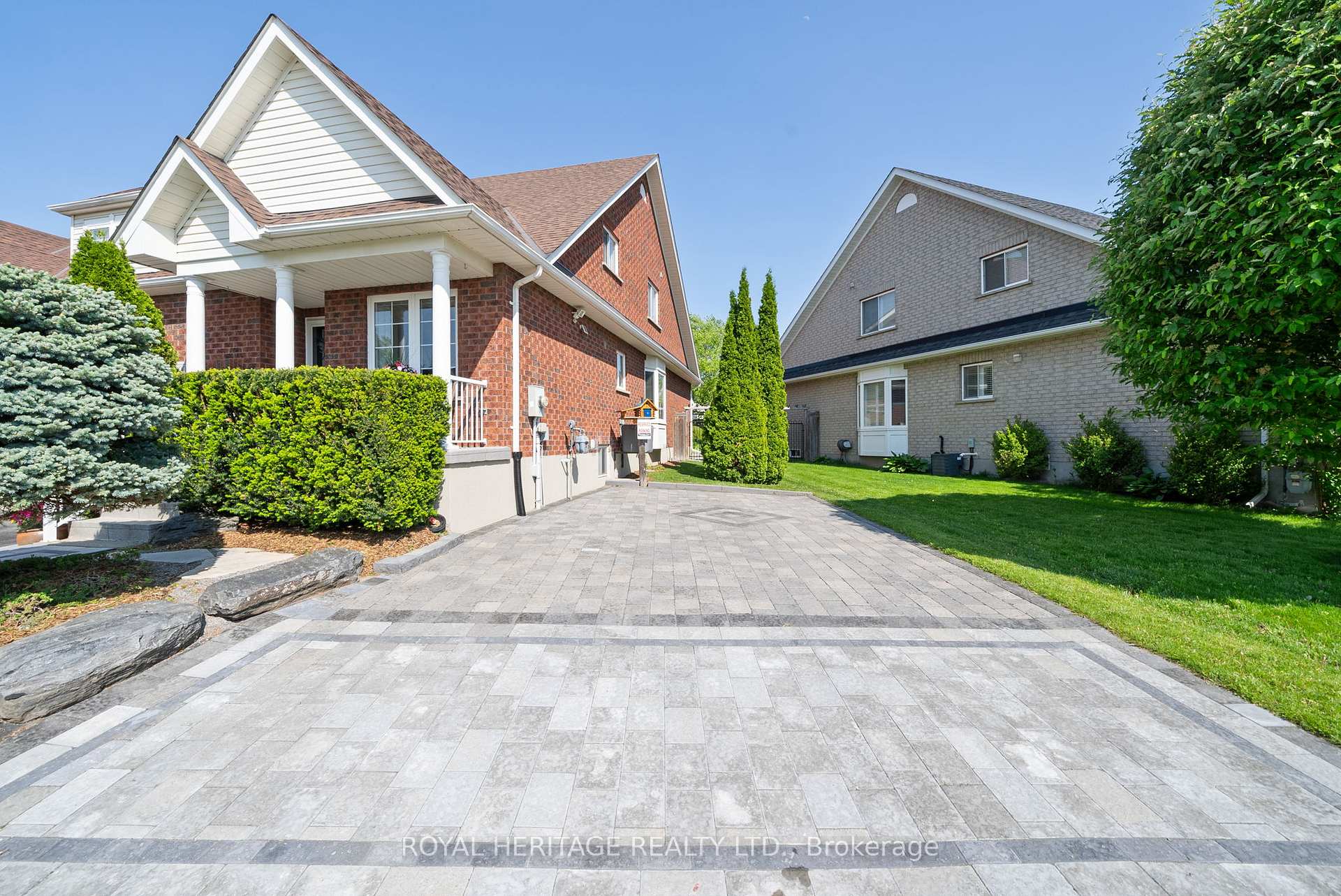 Photo 3 of 1100 Ormond Drive, Oshawa, Samac — HOMEH