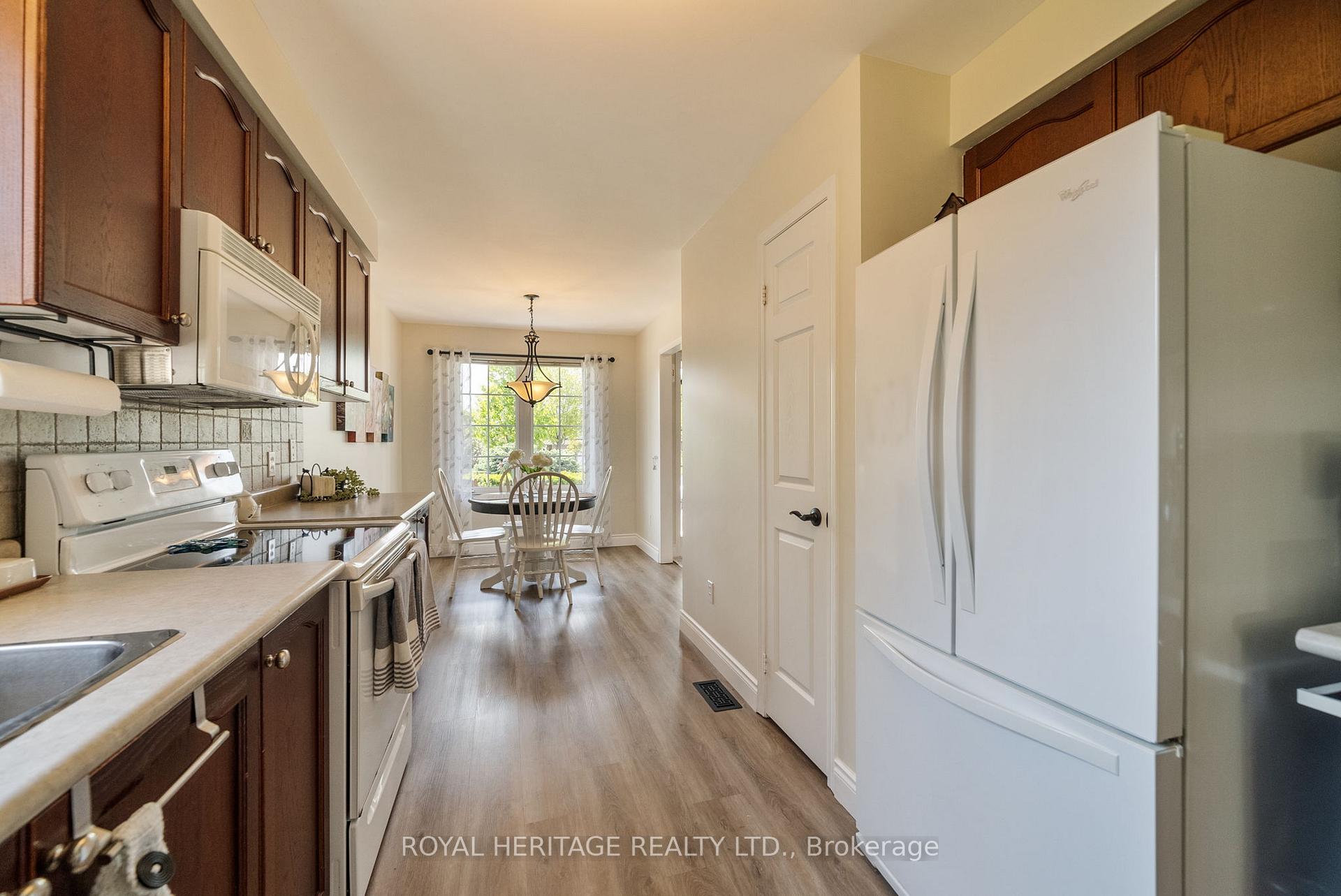 Photo 9 of 1100 Ormond Drive, Oshawa, Samac — HOMEH