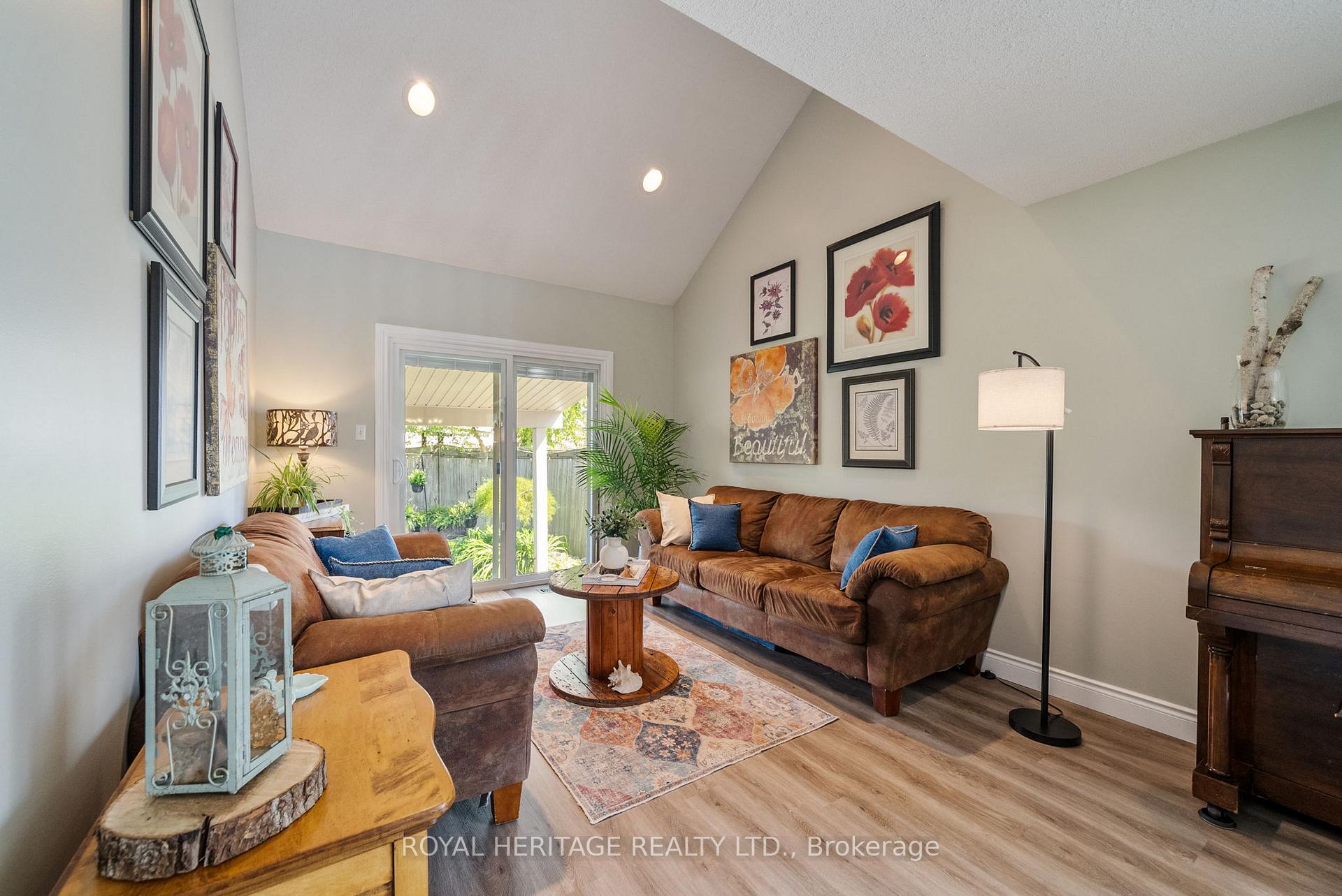 Photo 14 of 1100 Ormond Drive, Oshawa, Samac — HOMEH