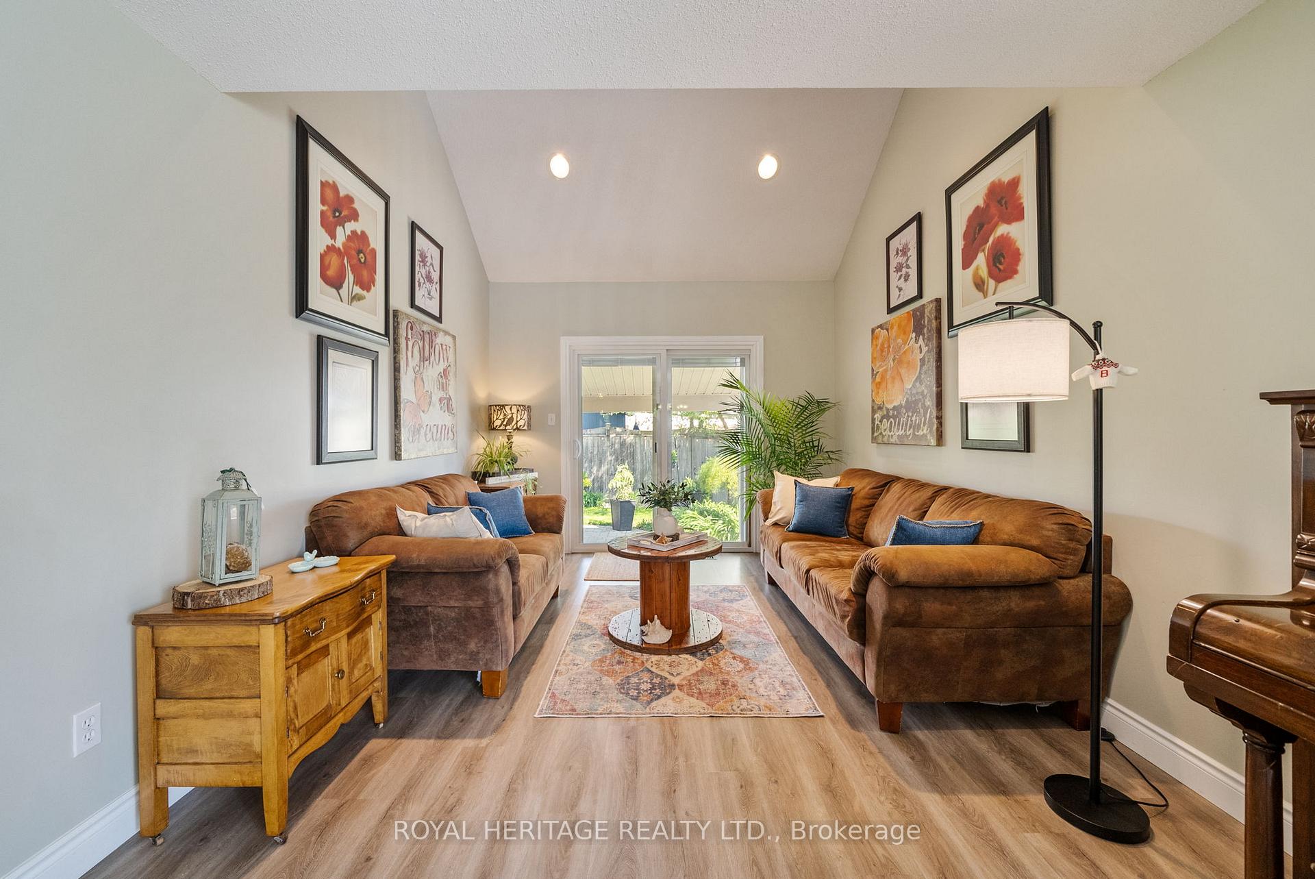 Photo 15 of 1100 Ormond Drive, Oshawa, Samac — HOMEH