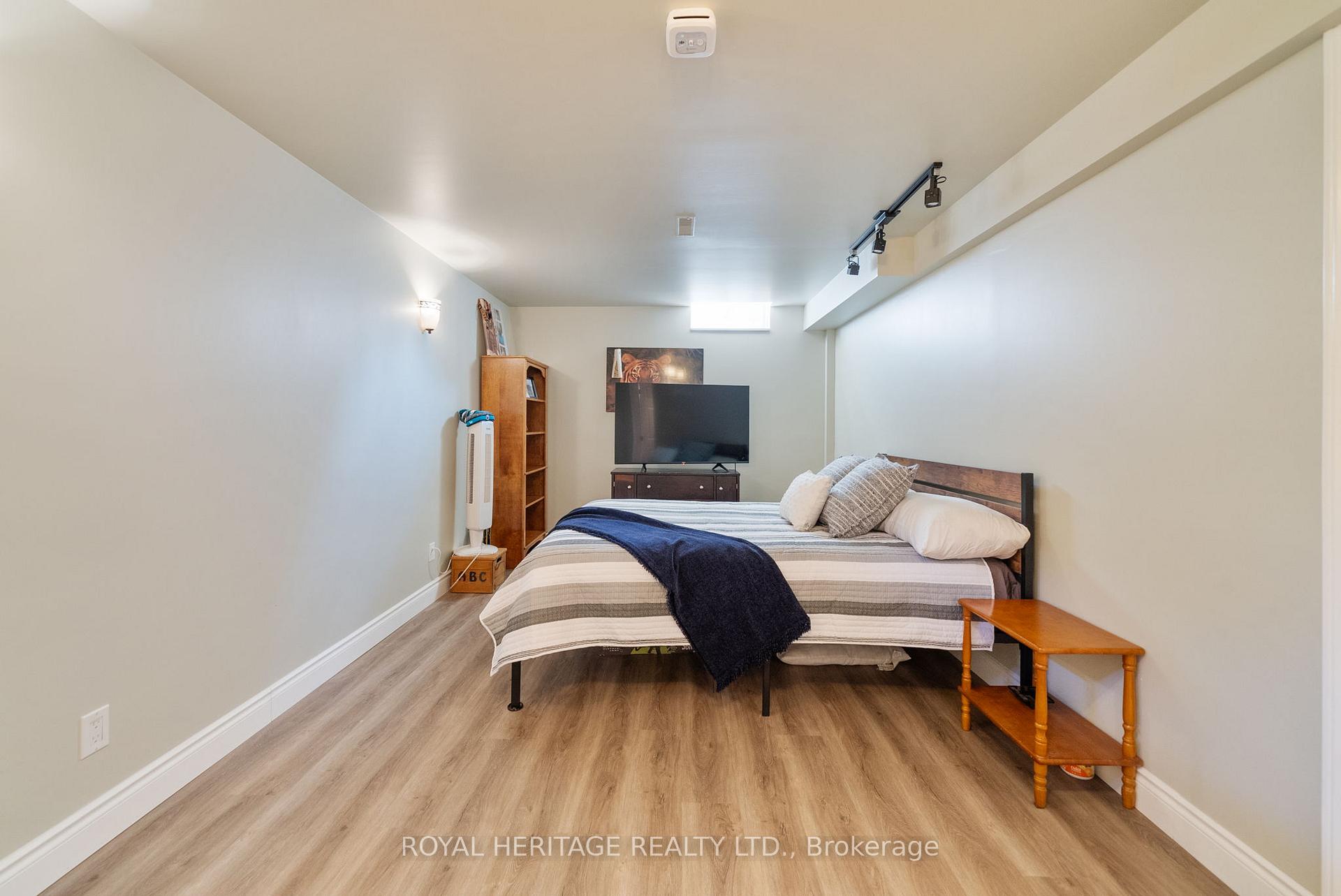 Photo 36 of 1100 Ormond Drive, Oshawa, Samac — HOMEH