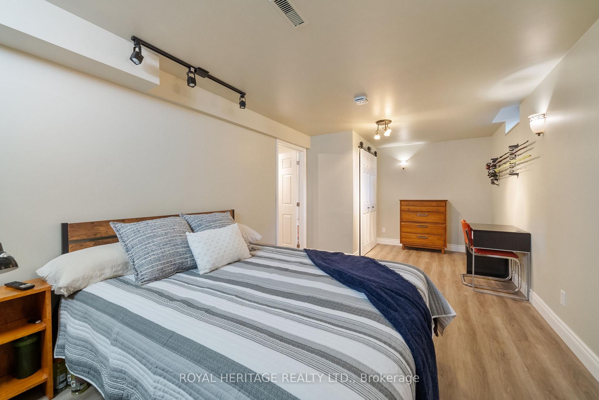 Photo 37 of 1100 Ormond Drive, Oshawa, Samac — HOMEH