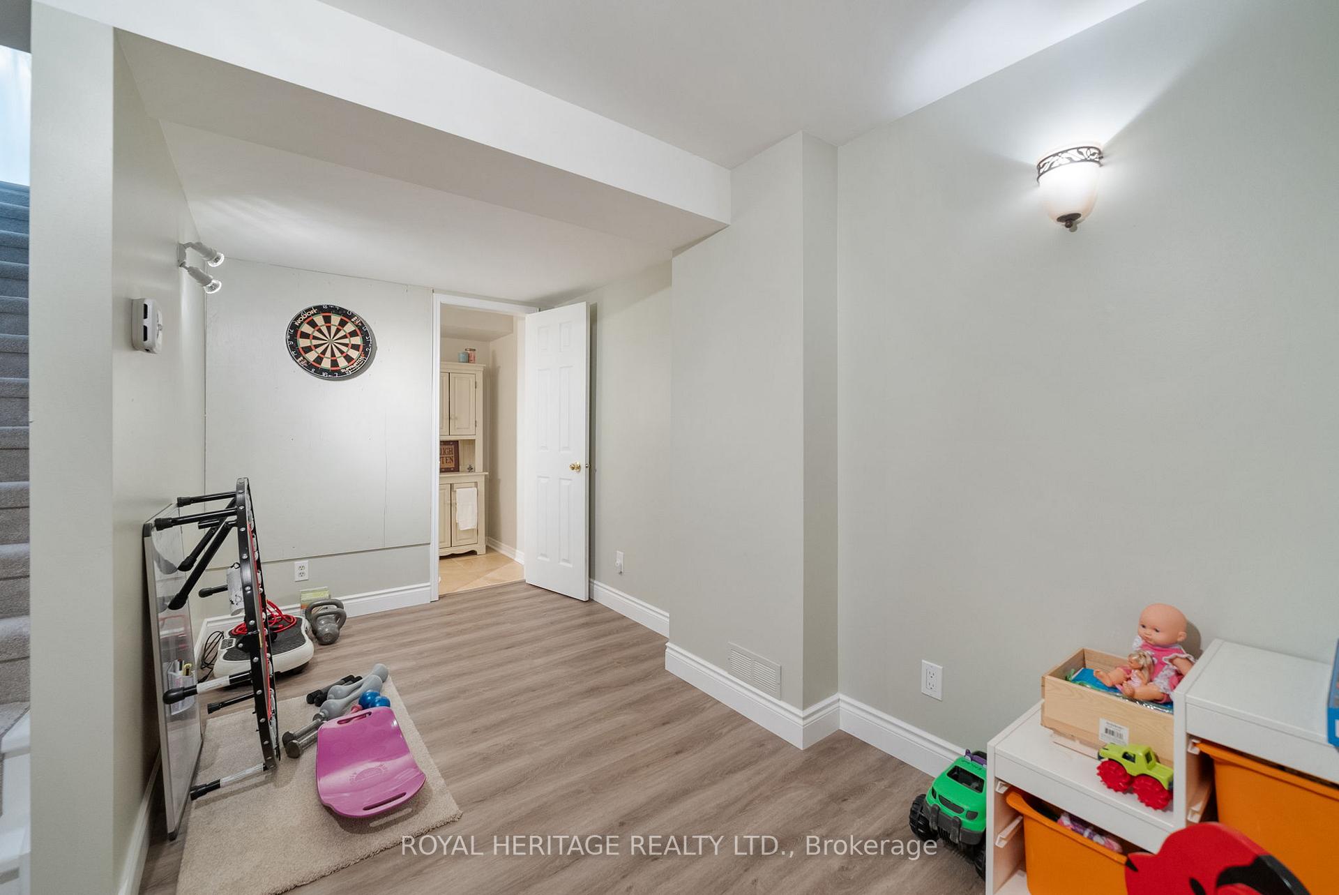 Photo 38 of 1100 Ormond Drive, Oshawa, Samac — HOMEH