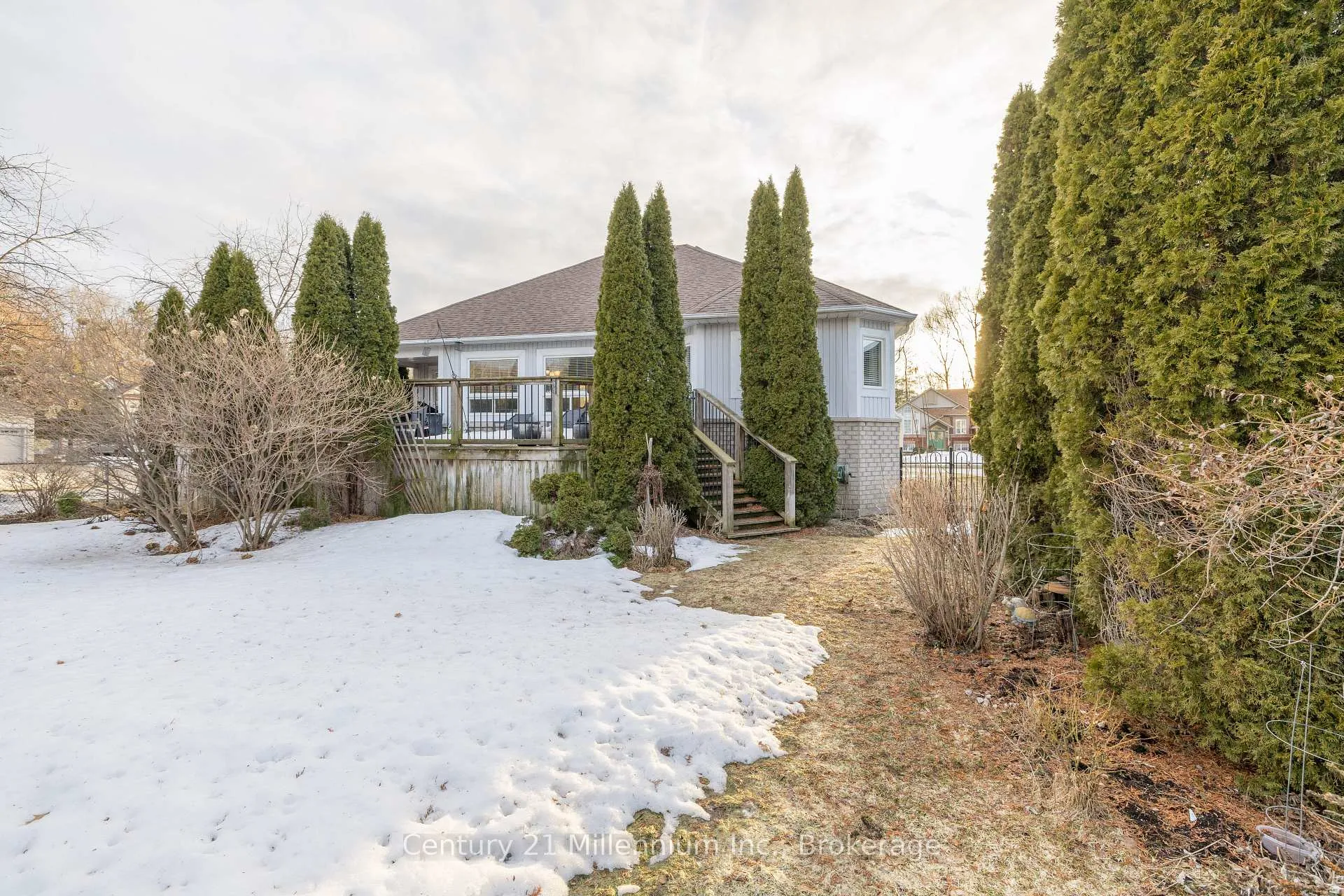 Photo 27 of 135 Royal Beech Drive, Wasaga Beach — HOMEH