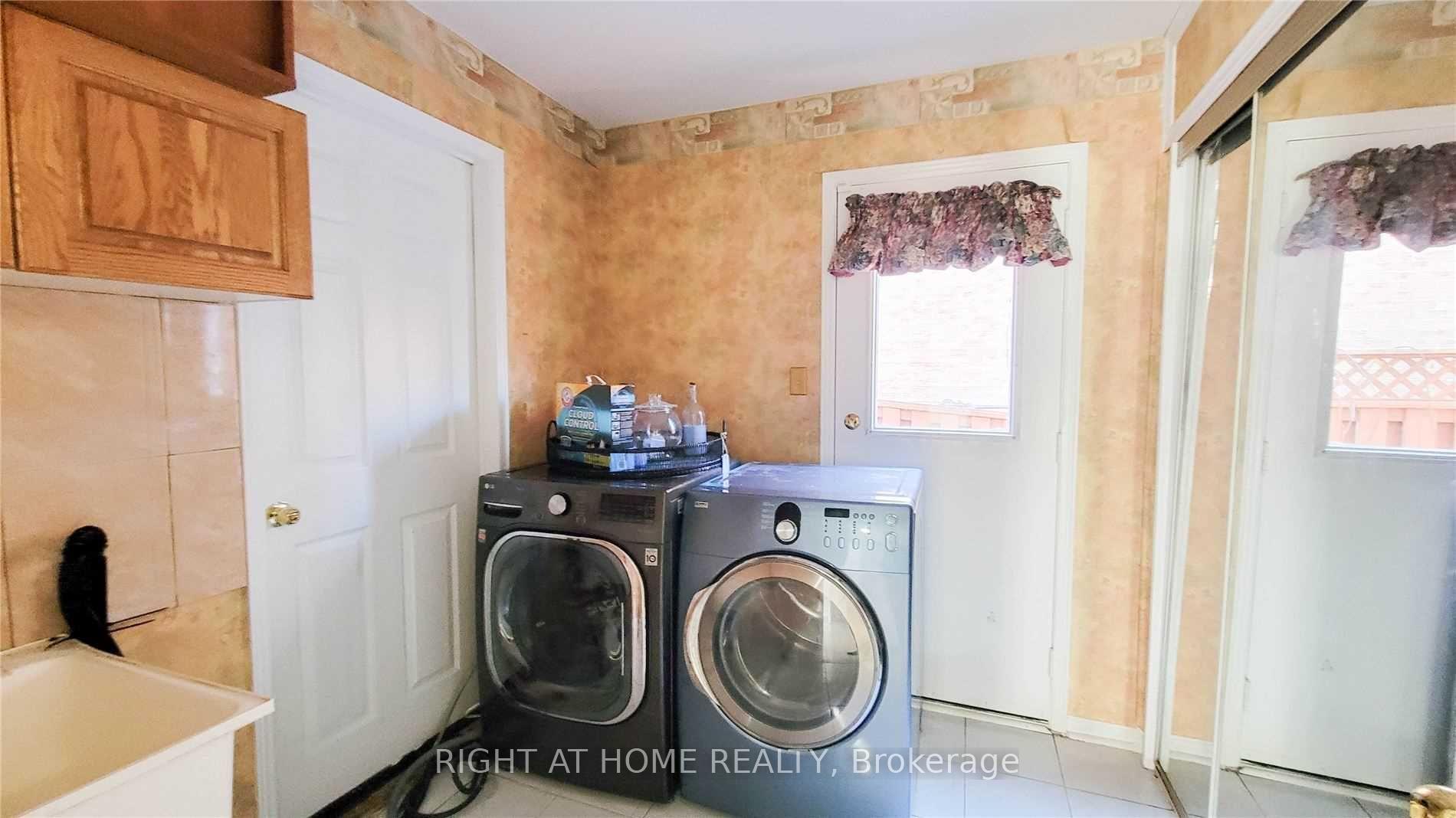 Photo 23 of 1638 Dellbrook Avenue, Pickering, Brock Ridge — HOMEH