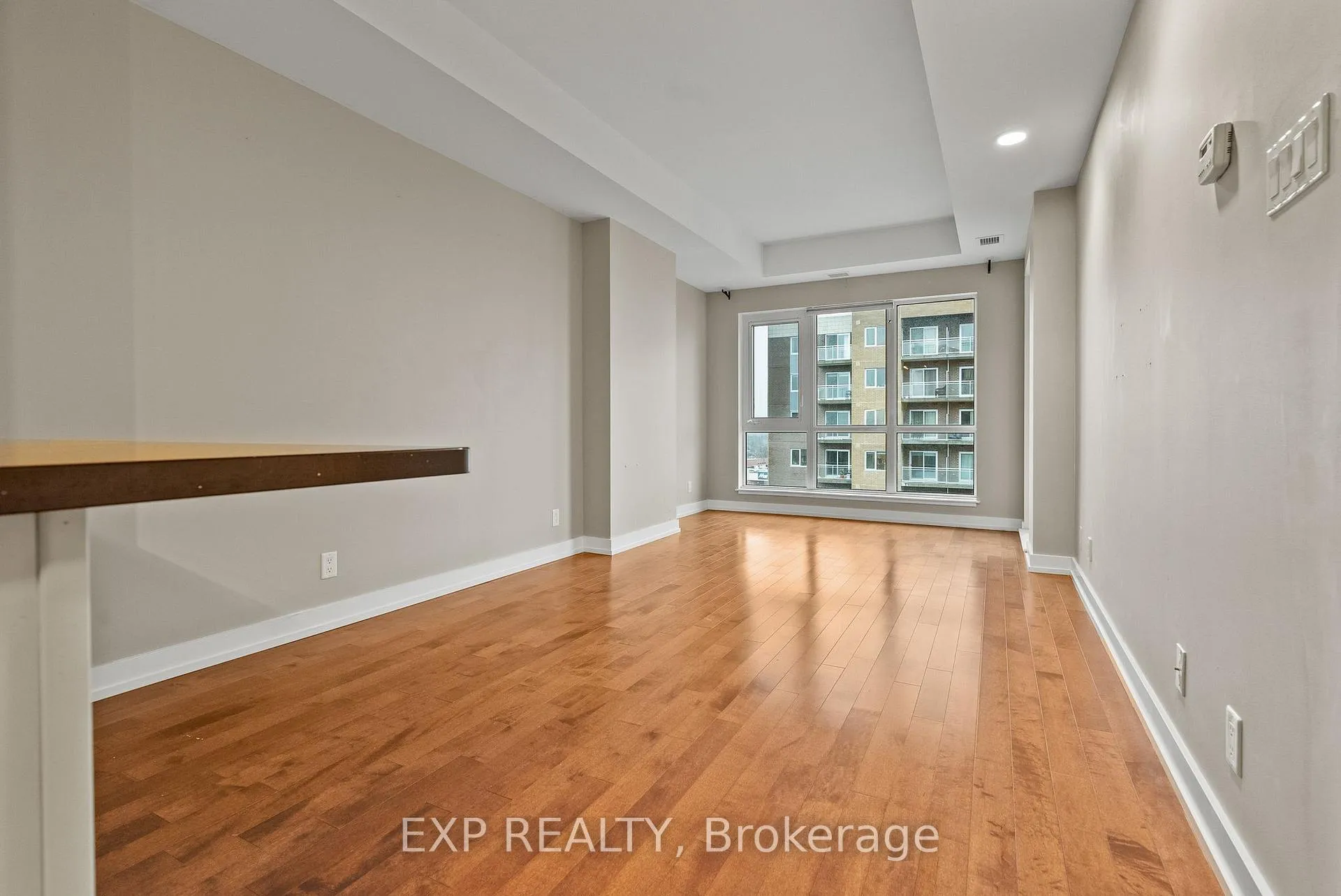 Photo 9 of Unit 1006, 330 Titan Private, Ottawa, Borden Farm/Stewart Farm/Carleton Heights/Parkwood Hills — HOMEH