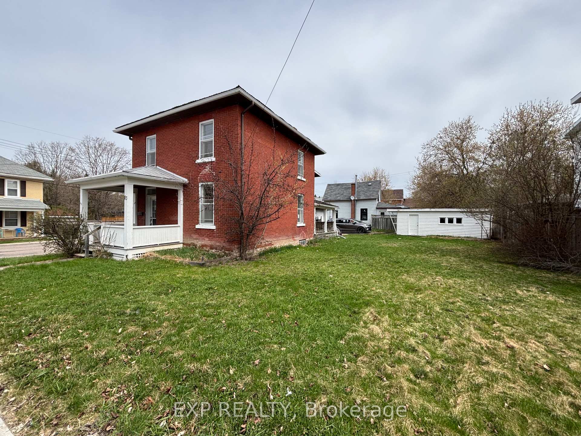 Photo 1 of 83 Queen Street S, Renfrew — HOMEH