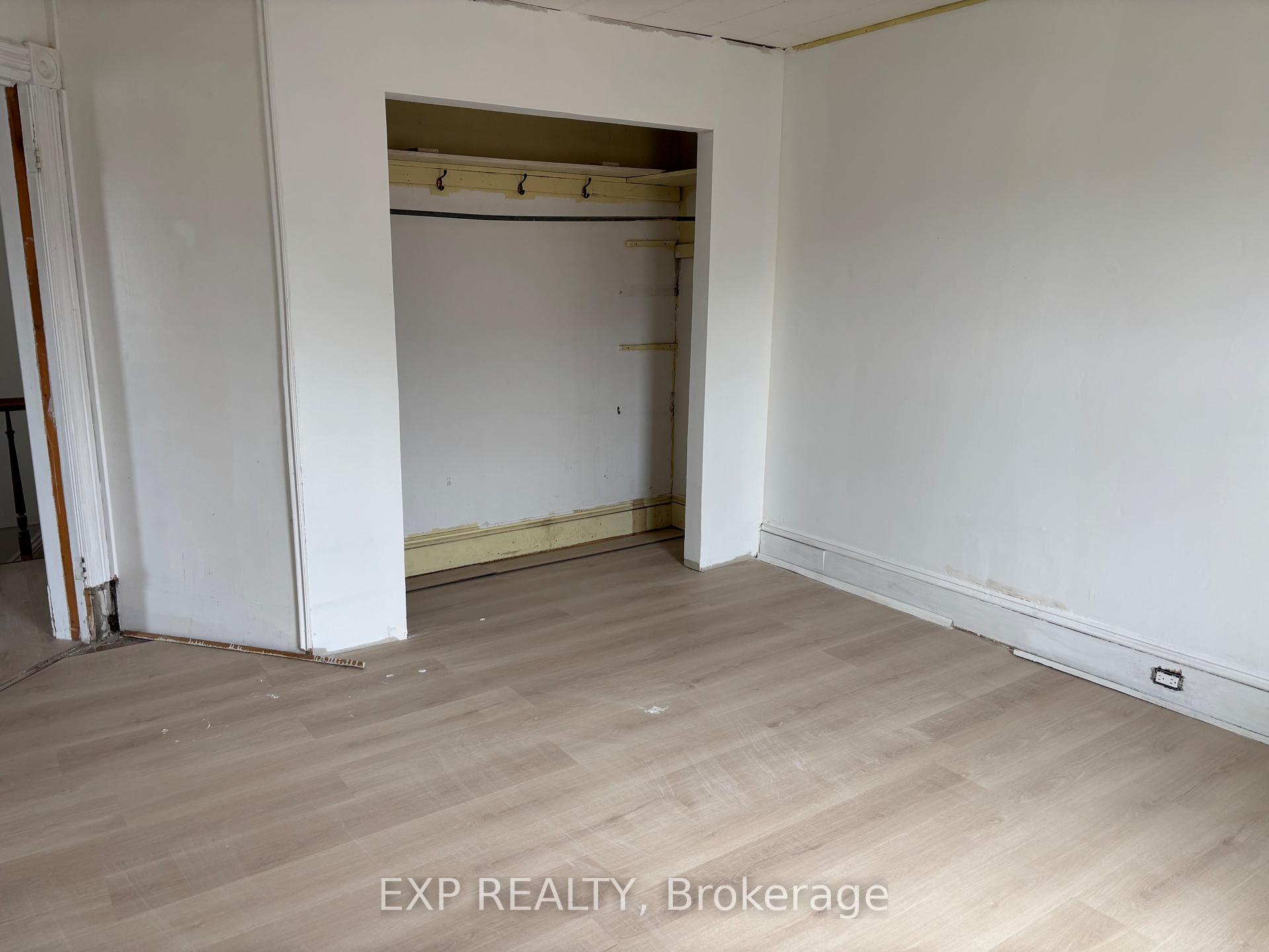 Photo 17 of 83 Queen Street S, Renfrew — HOMEH