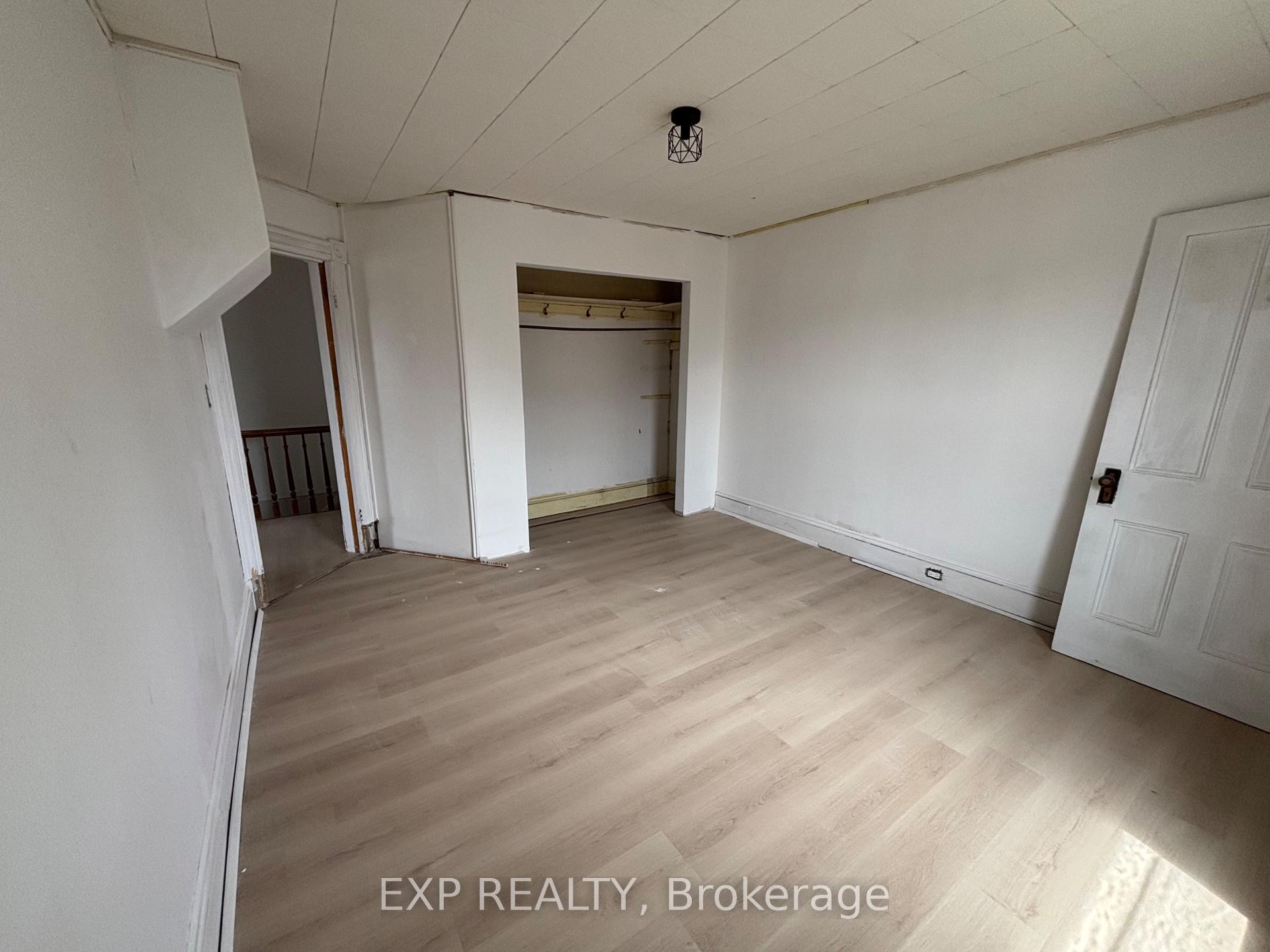 Photo 20 of 83 Queen Street S, Renfrew — HOMEH