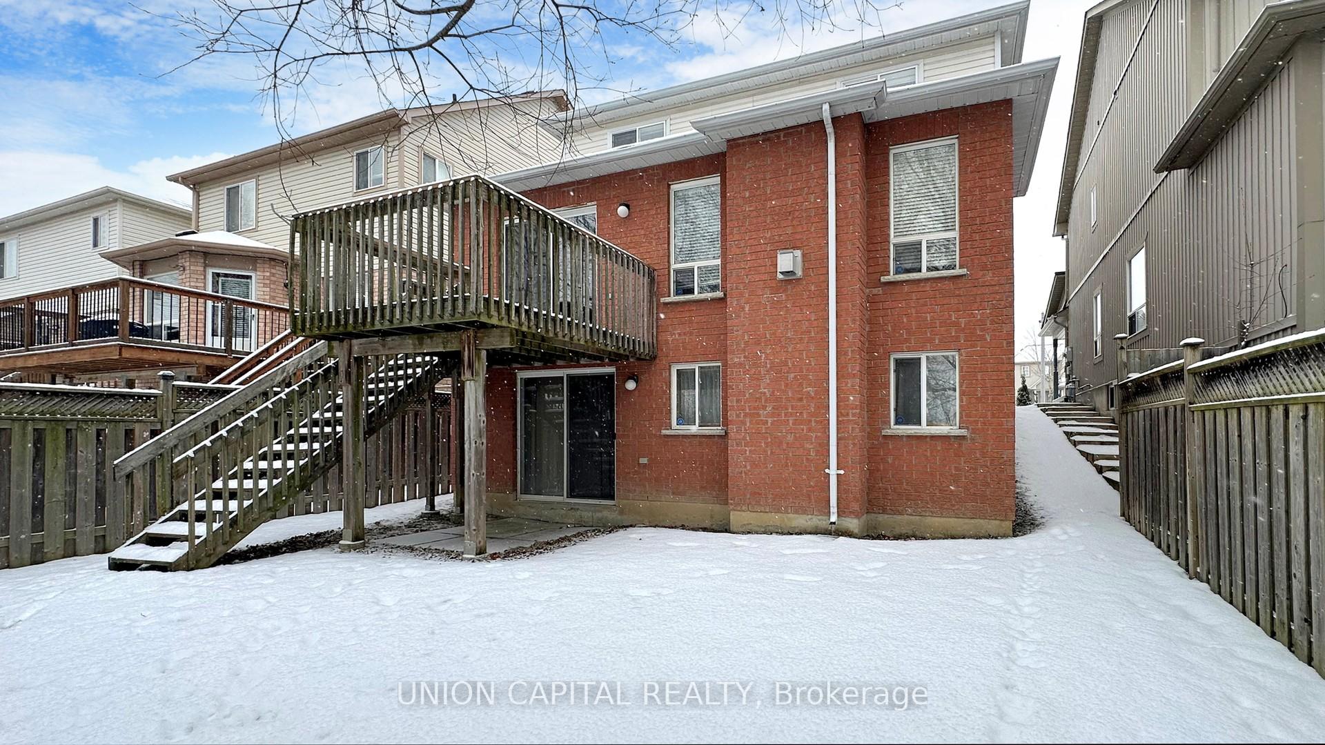 Photo 14 of 731 Brasswinds Trail, Oshawa, Pinecrest — HOMEH