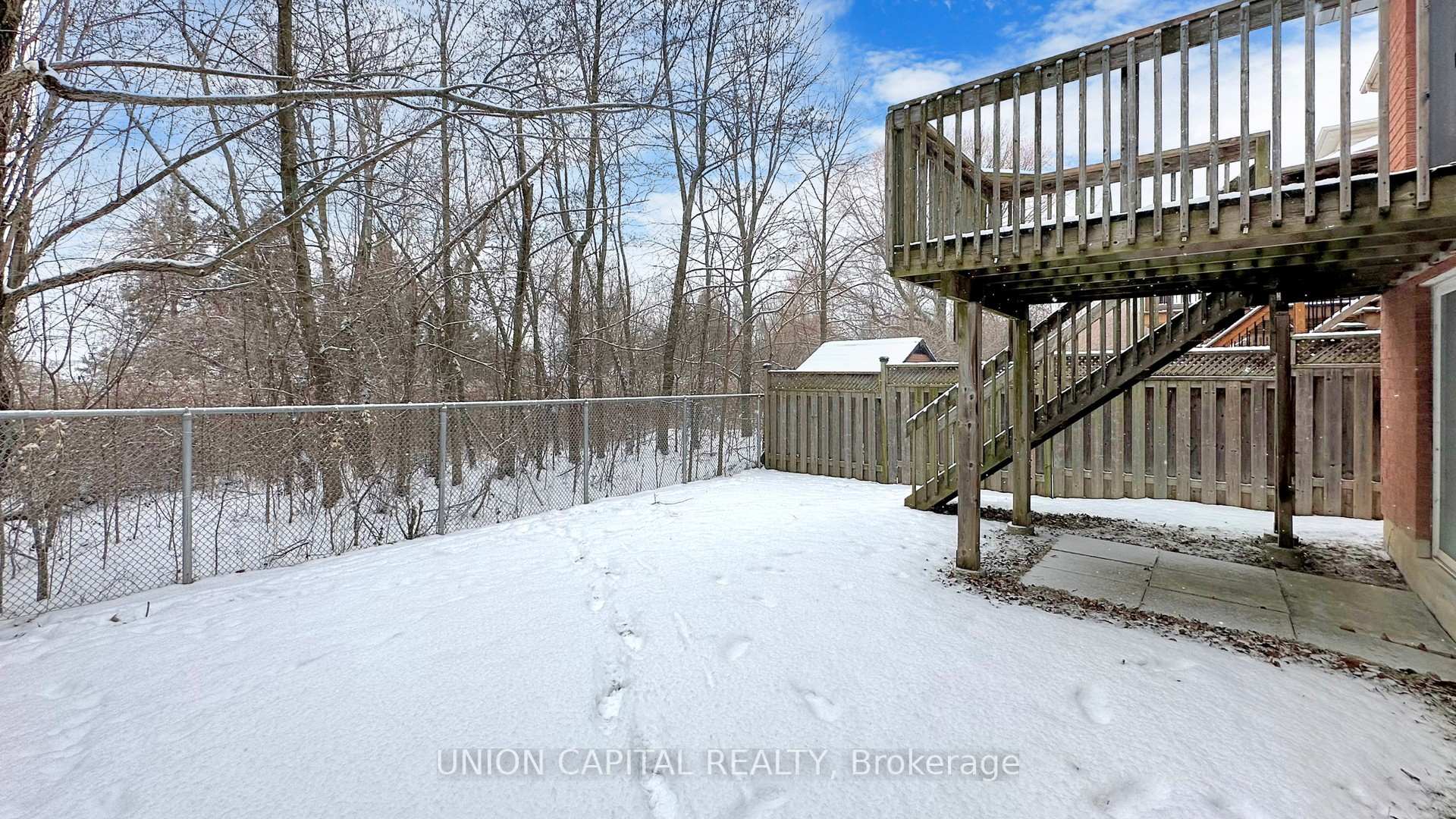 Photo 15 of 731 Brasswinds Trail, Oshawa, Pinecrest — HOMEH