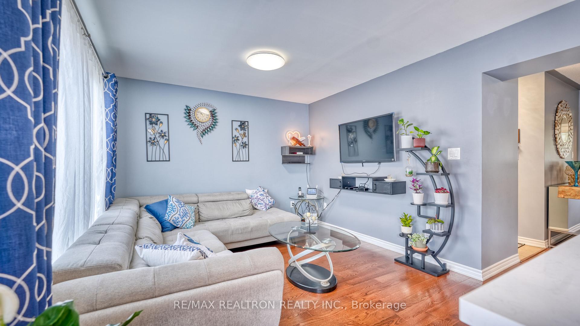 Photo 19 of 1843 Liatris Drive, Pickering, Duffin Heights — HOMEH